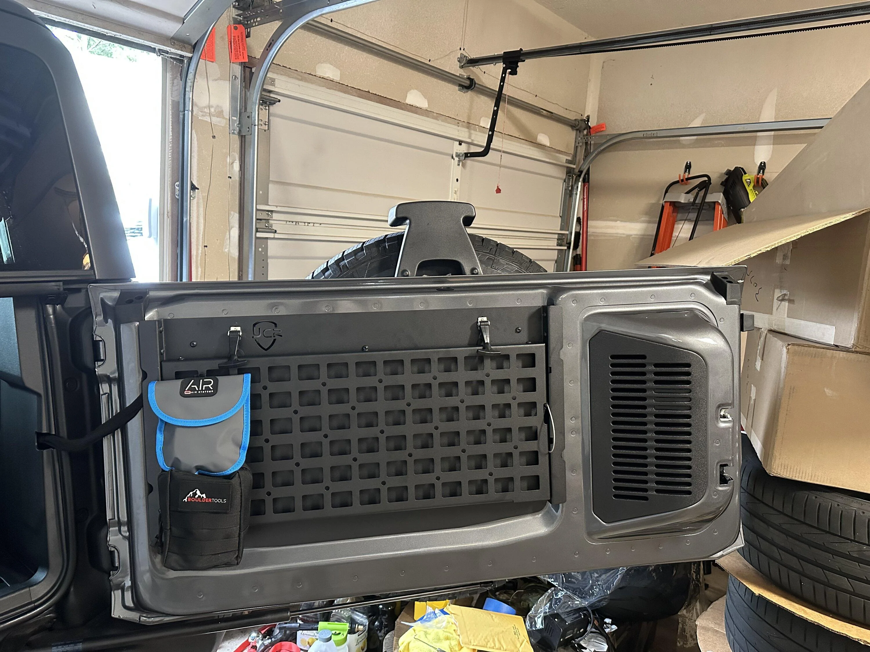 Ford Bronco 2D Owners - Lemme see your molle / storage setup! IMG_0771