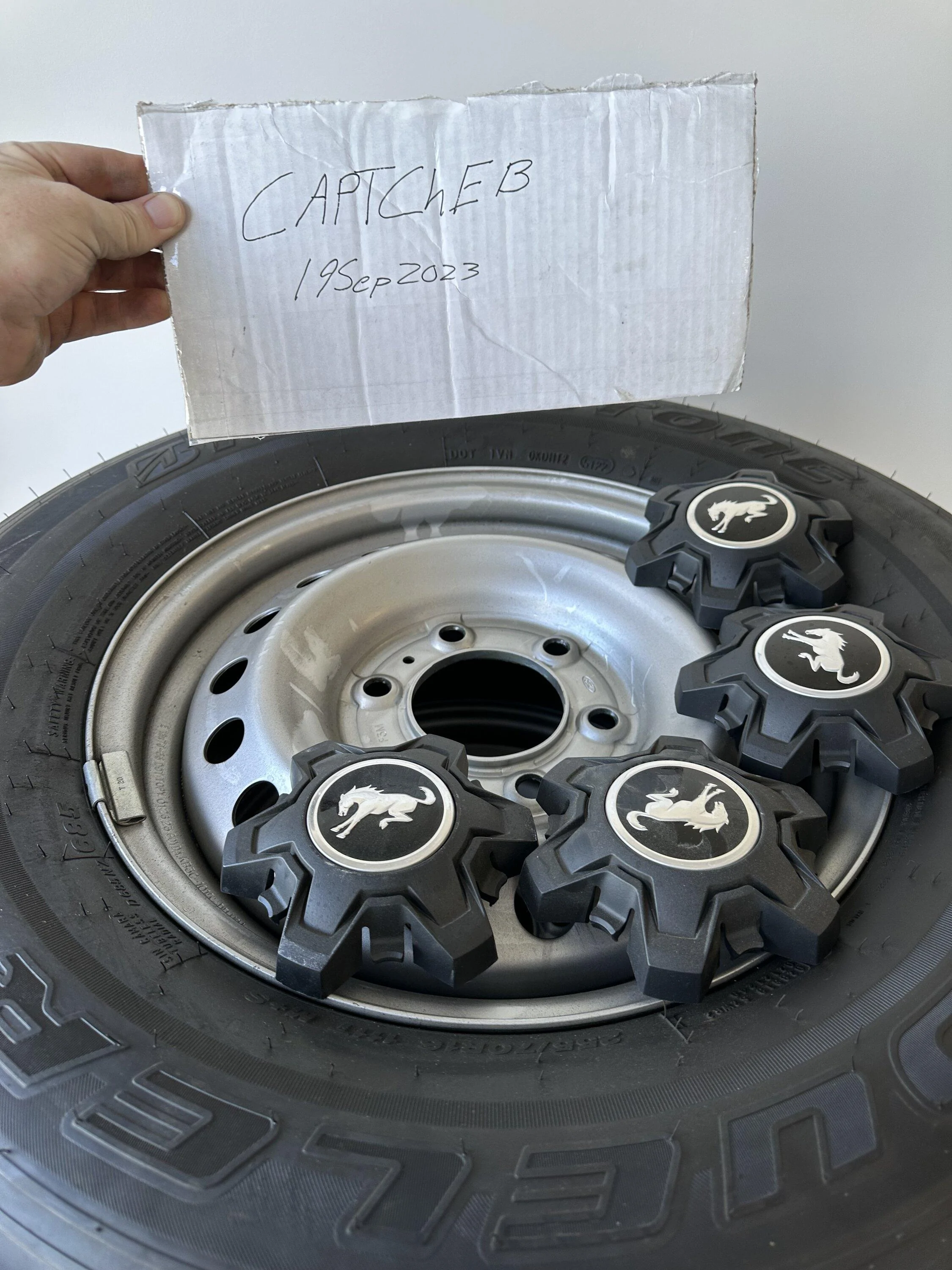Ford Bronco Bronco base wheels/tires with TPMS $300 IMG_8254