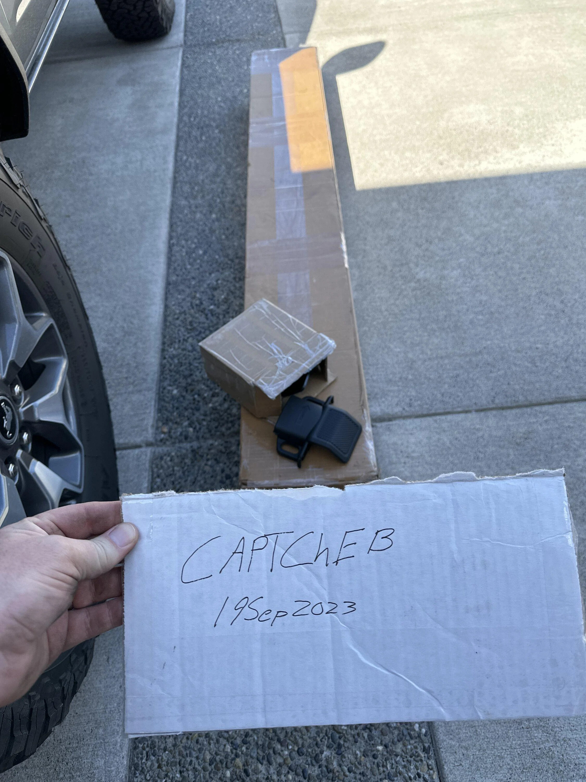 Ford Bronco Roof rack (never opened) 100 imag