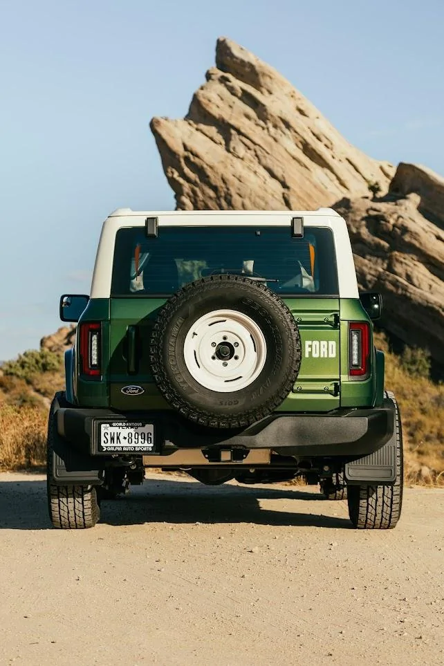 Ford Bronco ORACLE Flush Tail Lights - installed review / feedback? 038A9302