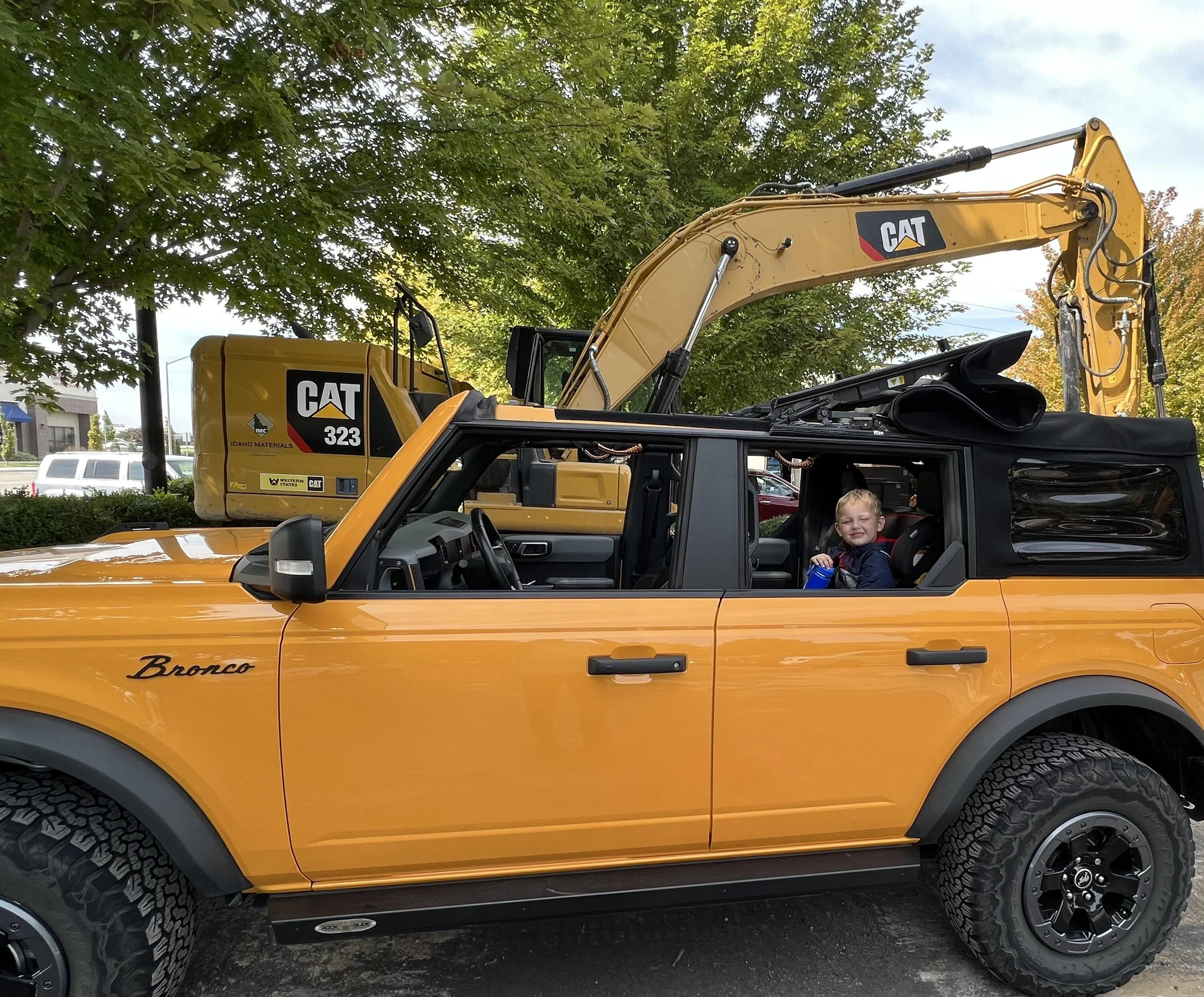 Ford Bronco What did you do TO / WITH your Bronco today? 👨🏻‍🔧🧰🚿🛠 IMG_8718