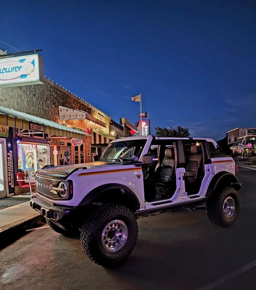 Ford Bronco Bronco Badlands gets ADV widebody kit + 37's [Gatekeeper crawling & jump videos added] Build1