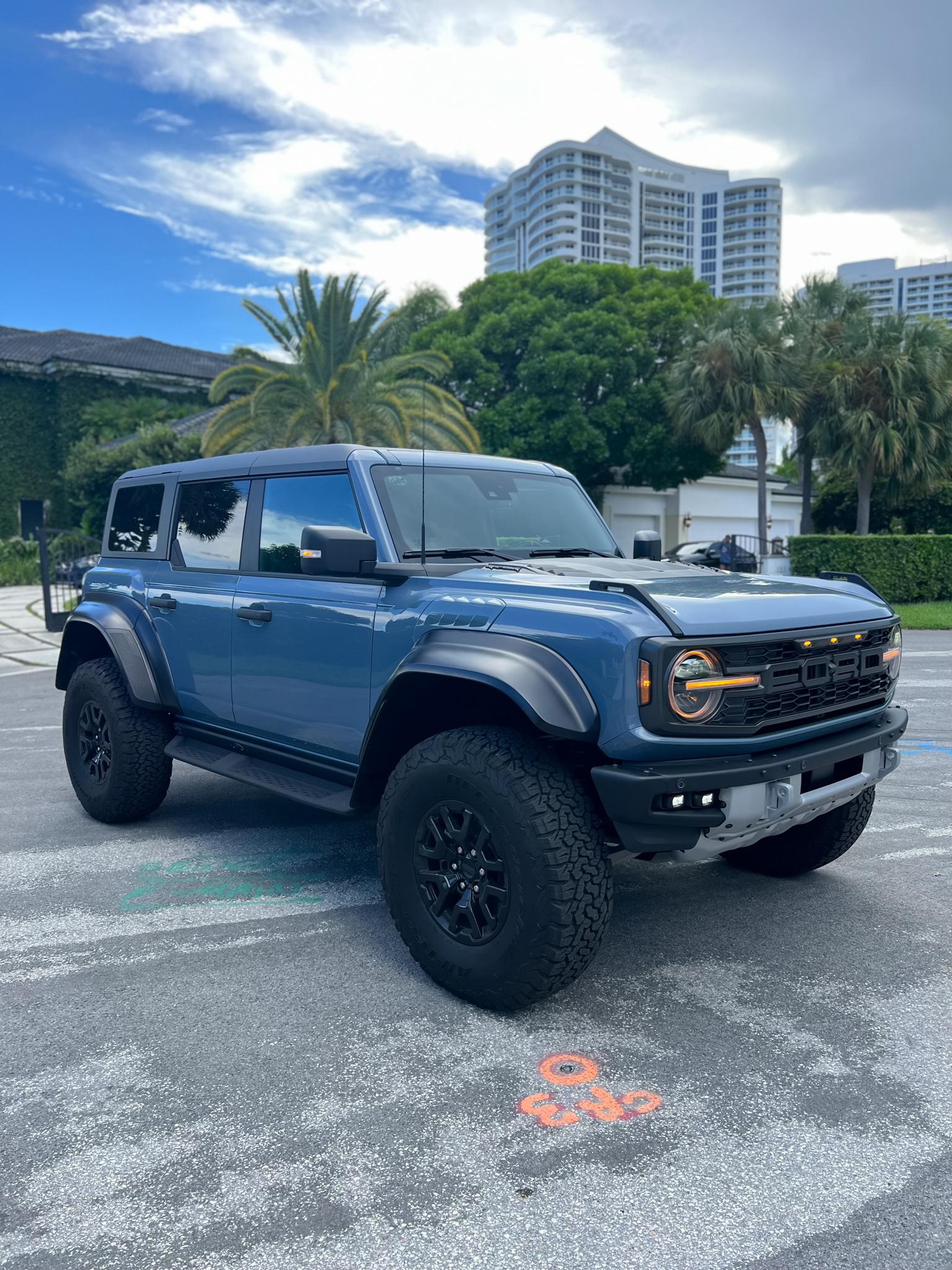 Ford Bronco WTB- Aux Lighting/ JB4/ Cool mods IMG_9634