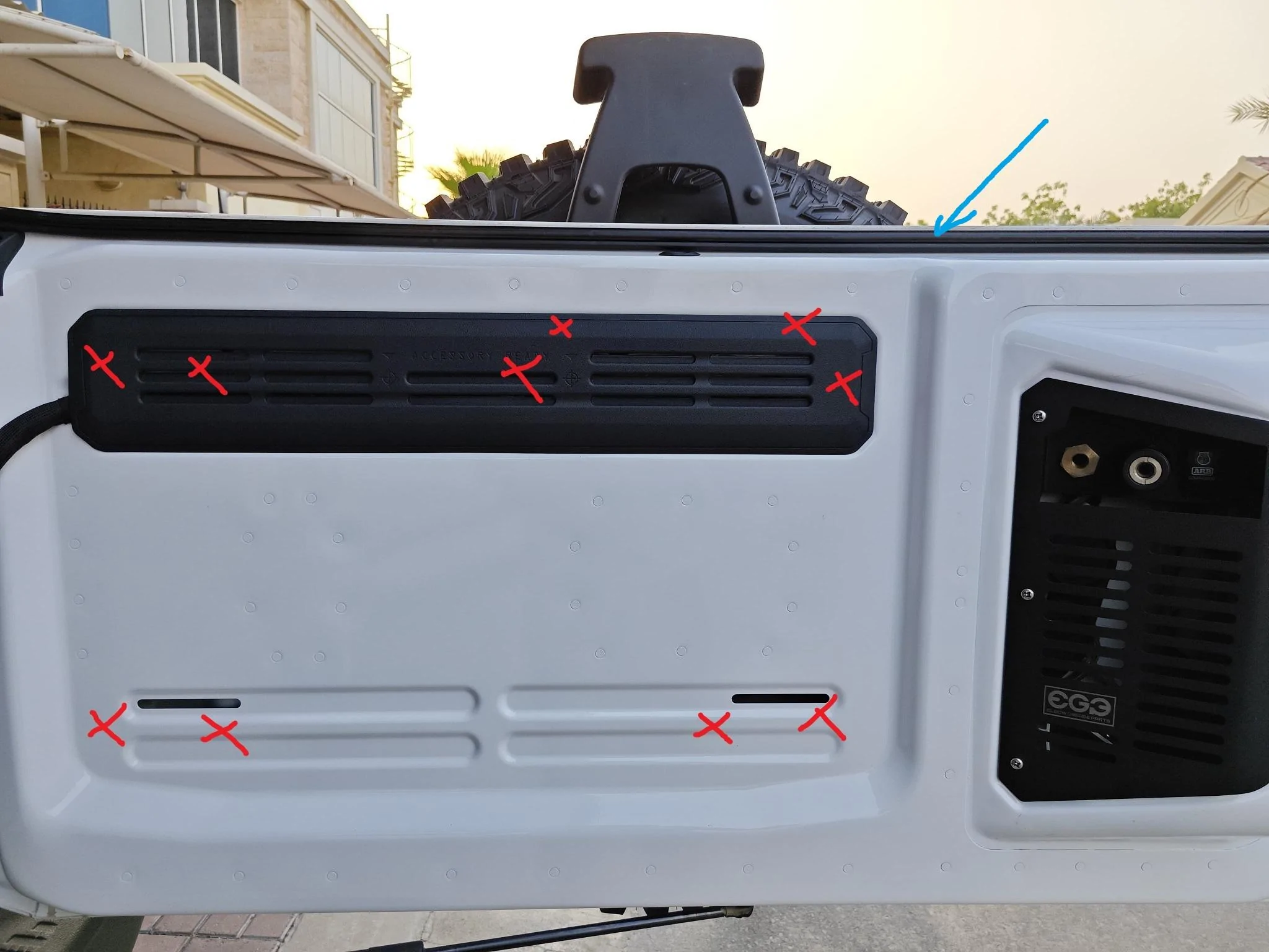 Ford Bronco Tailgate Rattle / Tick Issue Fix -- TSB 23-2163 WhatsApp Image 2023-09-21 at 1.48.57 PM