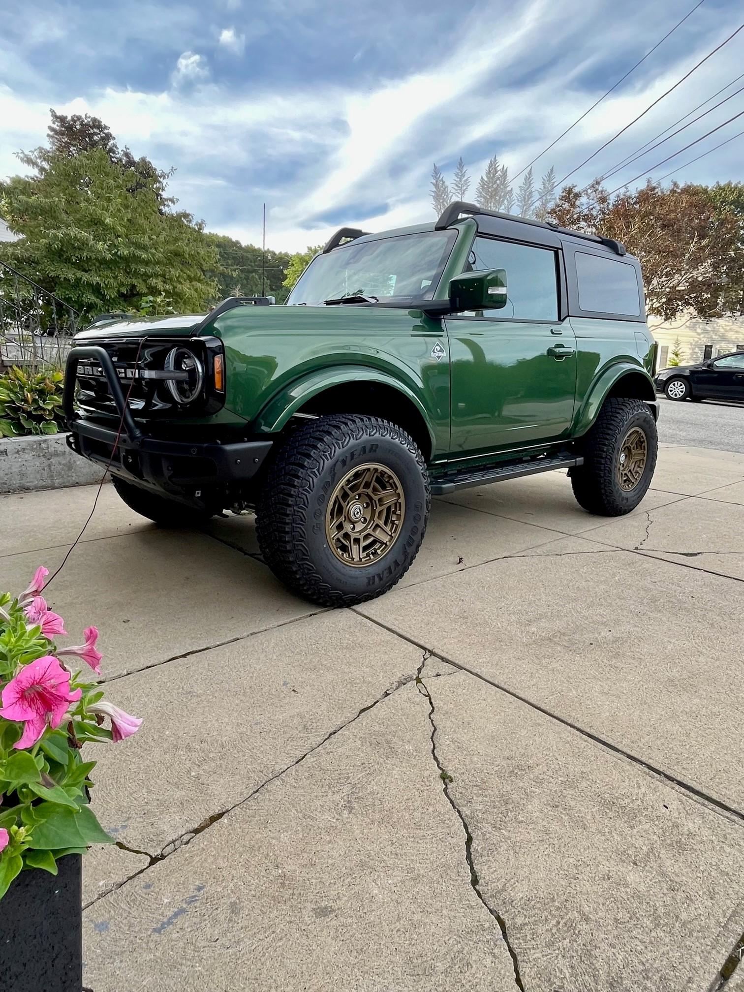 Ford Bronco Bronco Team 2 door. 44