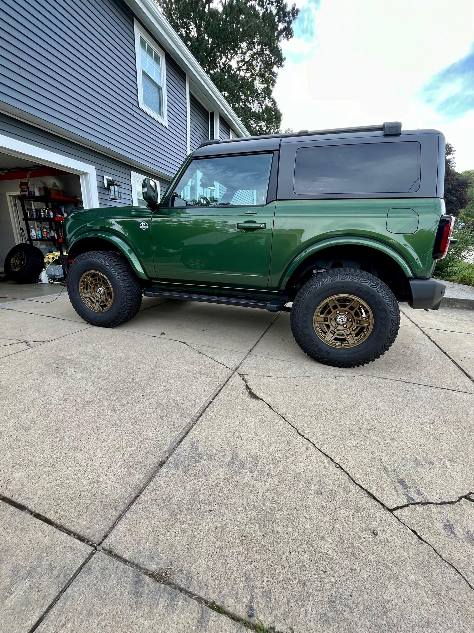 Ford Bronco Bronco Team 2 door. 33