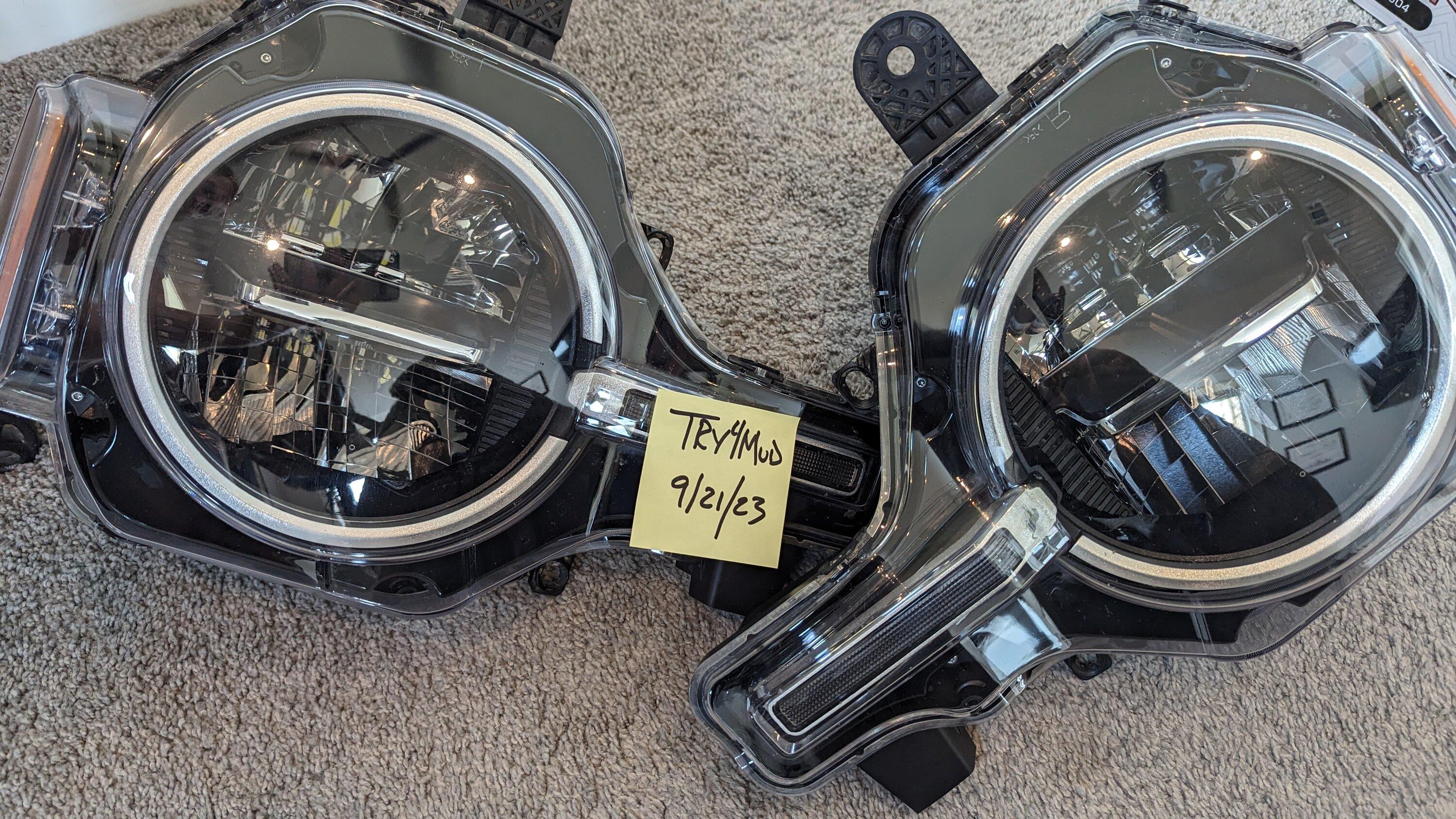 Ford Bronco WTS/WTT Base Headlights Headlights