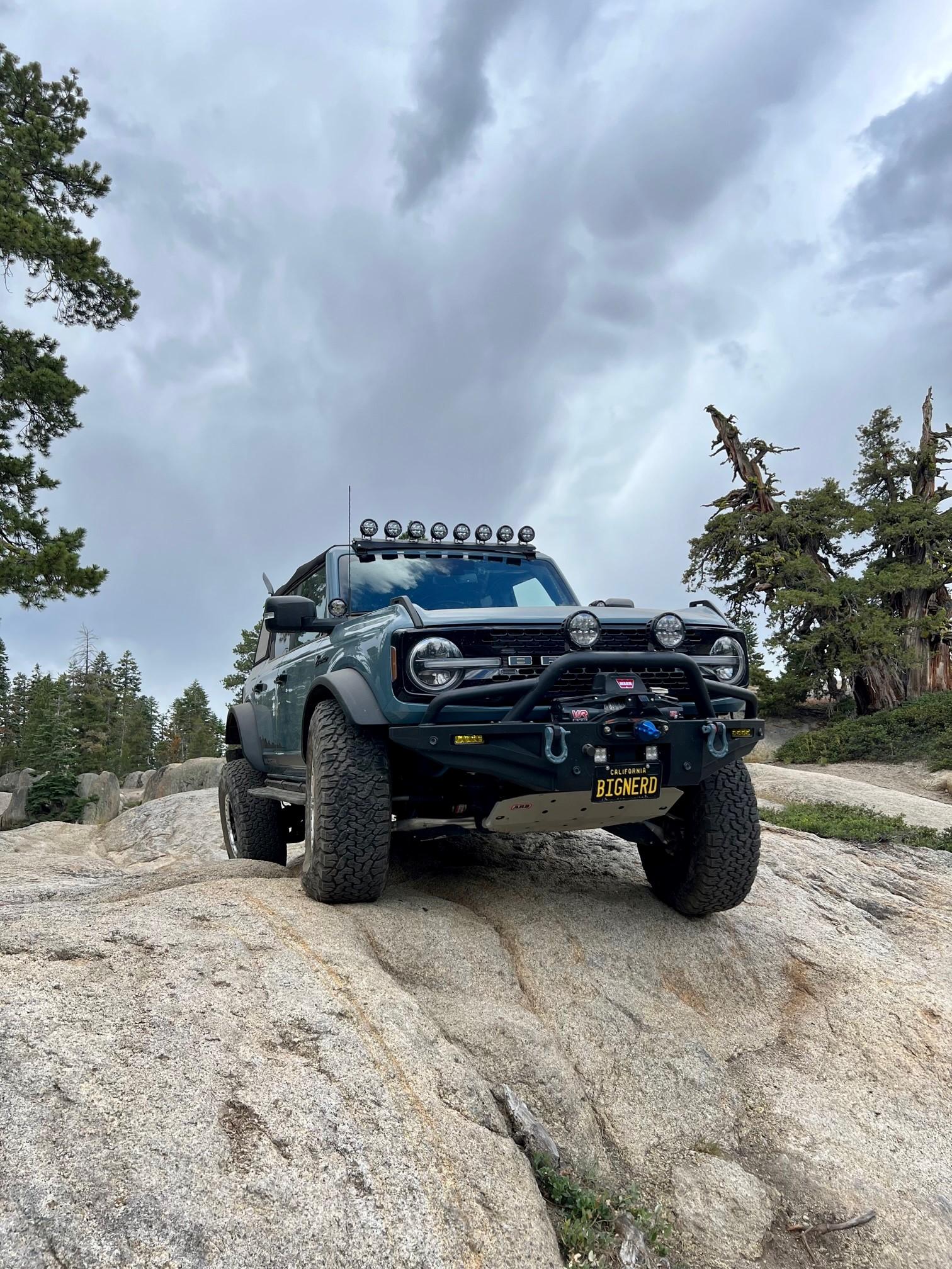 Ford Bronco New 37x12.50-17 Goodyear Boulder M/T Niagara
