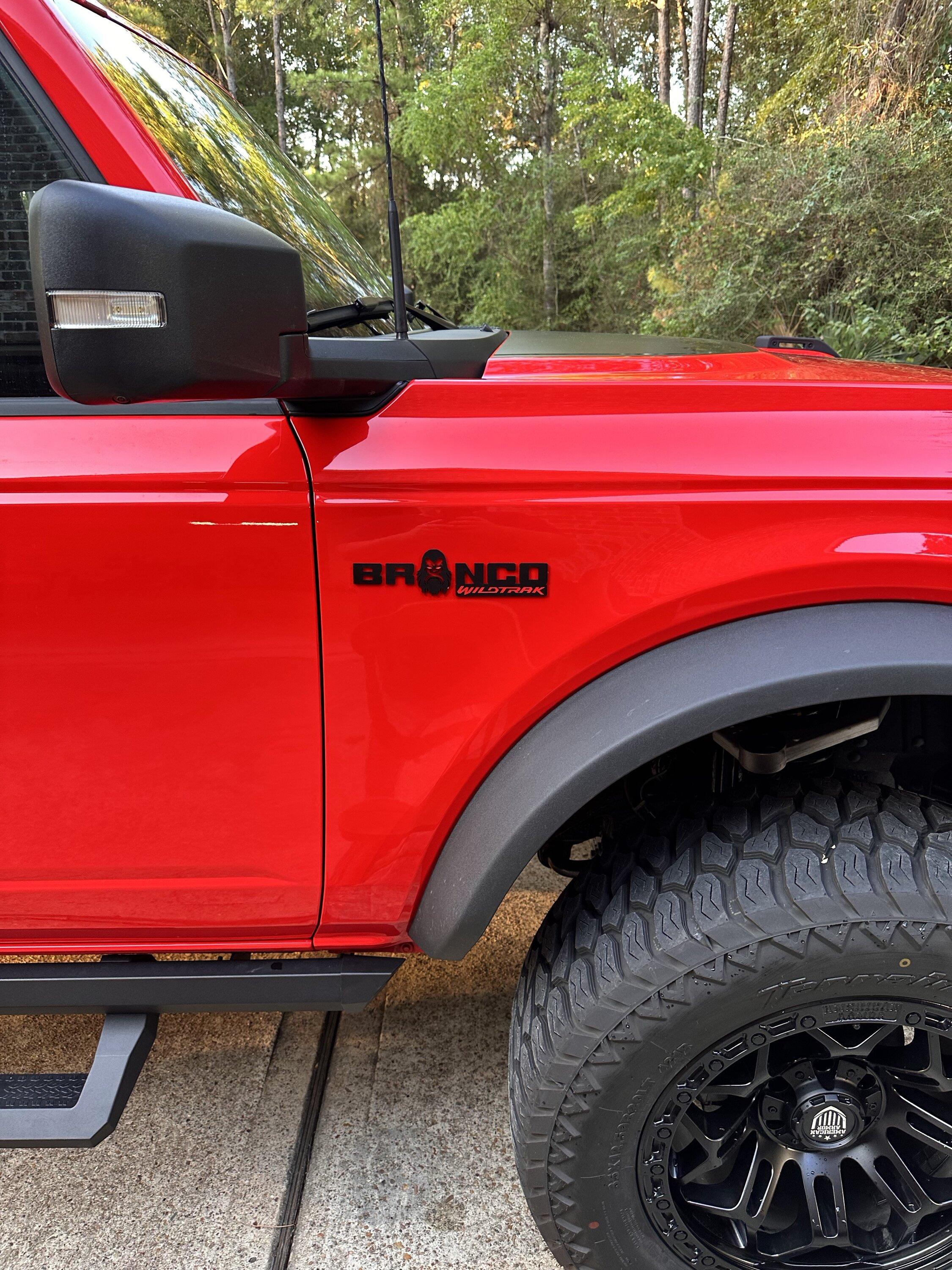 Ford Bronco What did you do TO / WITH your Bronco today? 👨🏻‍🔧🧰🚿🛠 IMG_8894