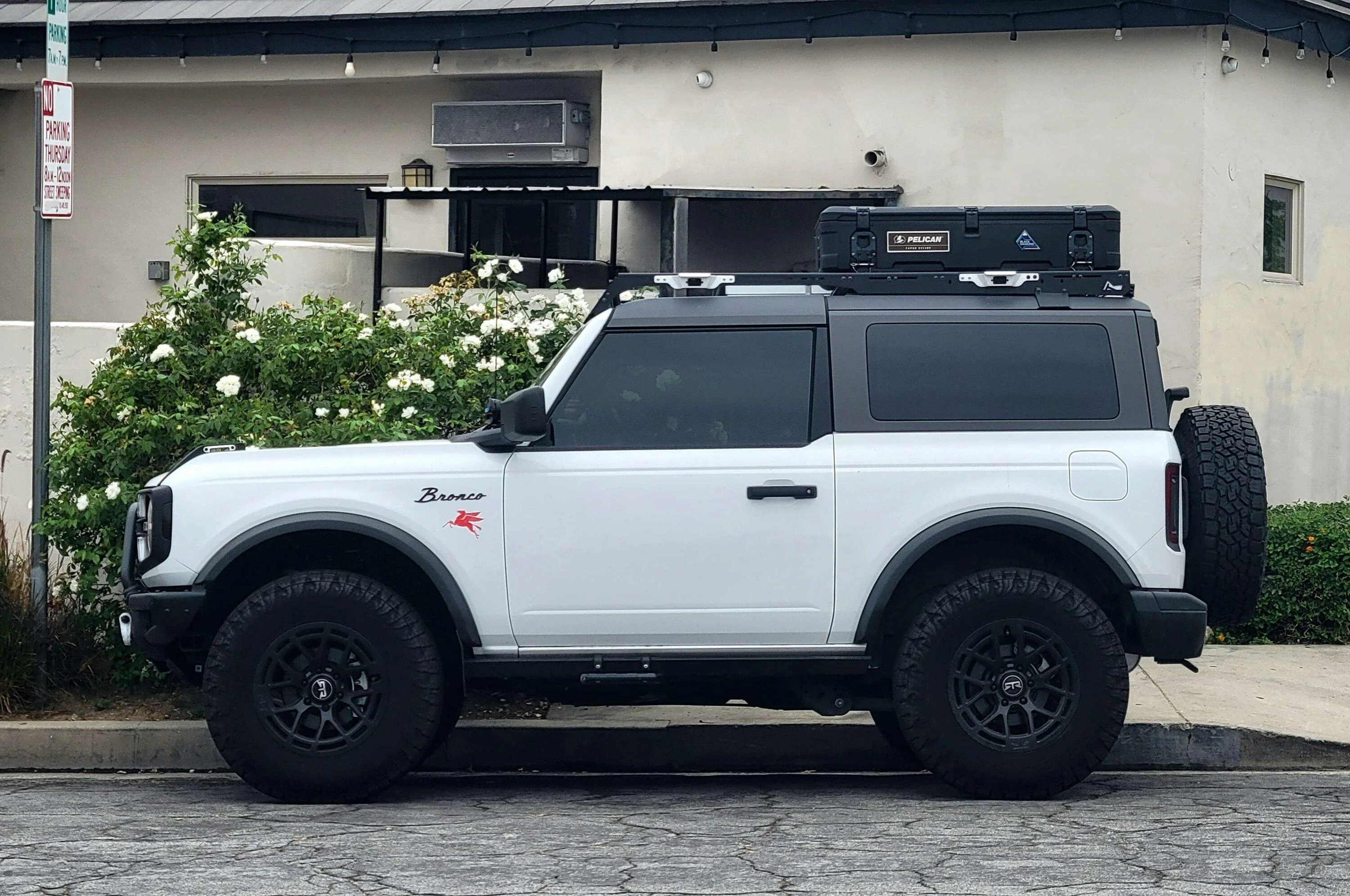 Ford Bronco Put any cool / unique vinyl decals on your Bronco?  Let's see them! 20230916_154840
