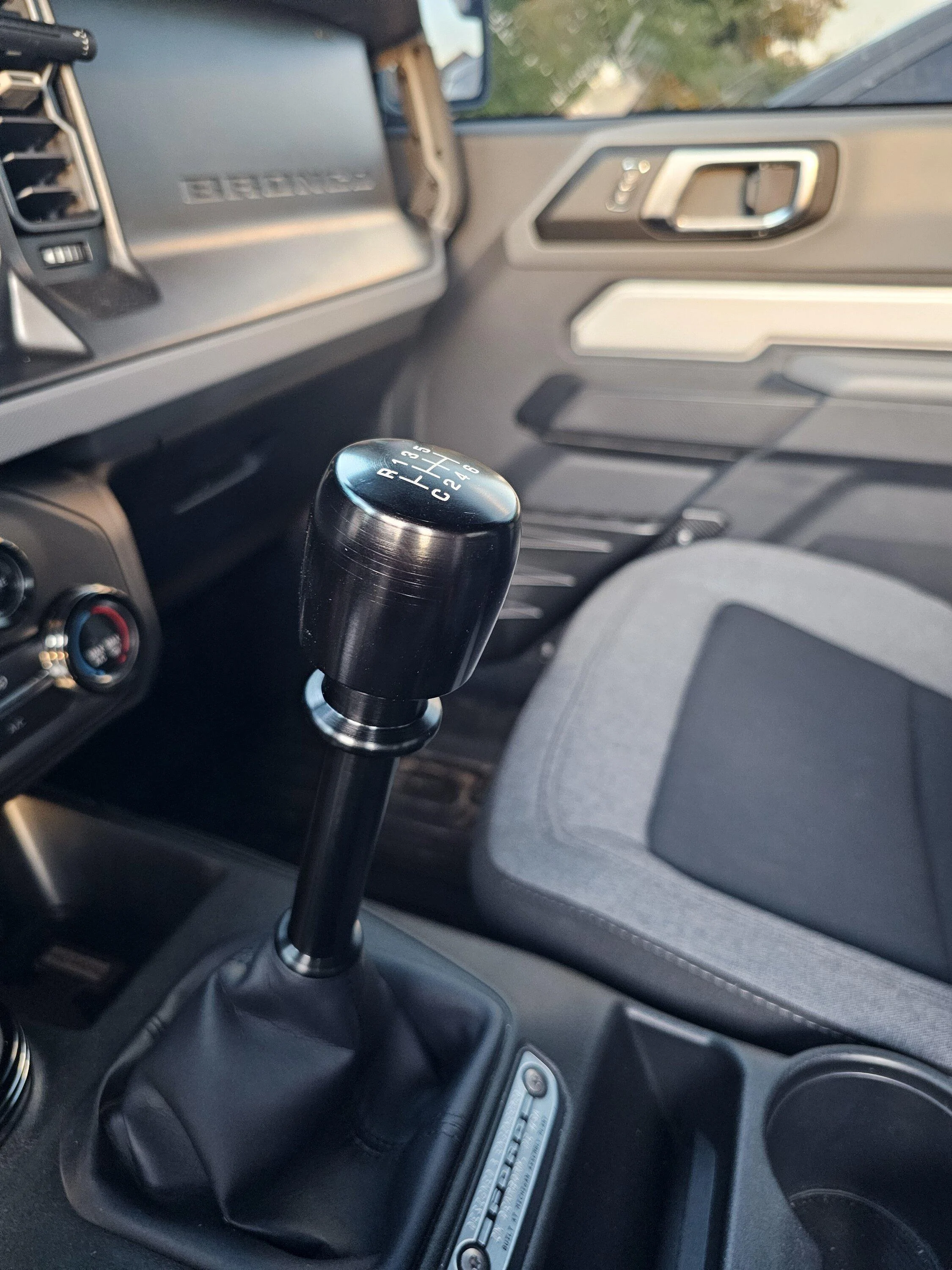 Ford Bronco NEW: B&M Precision Manual Sportshifter 20230924_190024