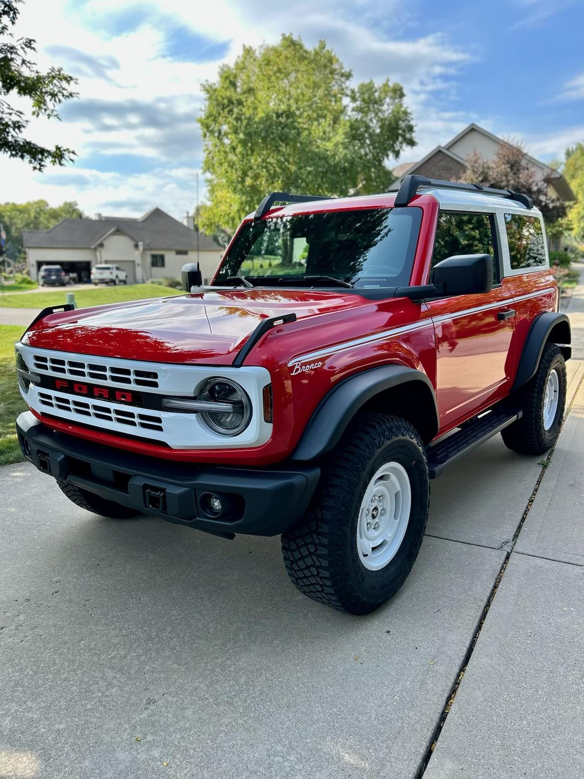 Ford Bronco HERITAGE EDITION Bronco Club IMG_0272