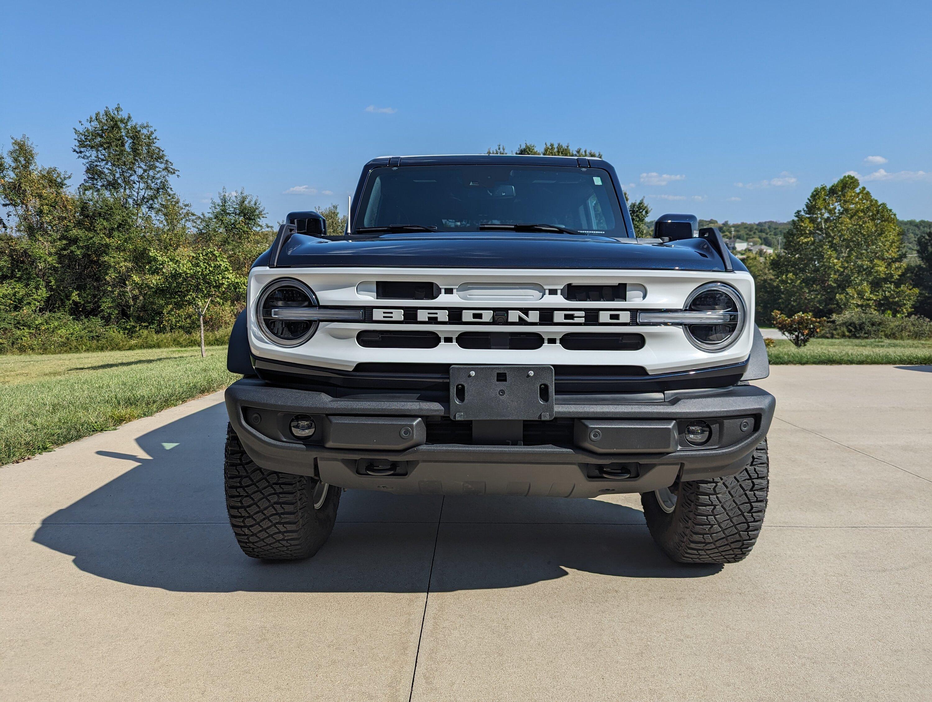 Ford Bronco Wife's Heritage Inspired Urban Assault Vehicle aka Pavement Princess PXL_20230928_201140107