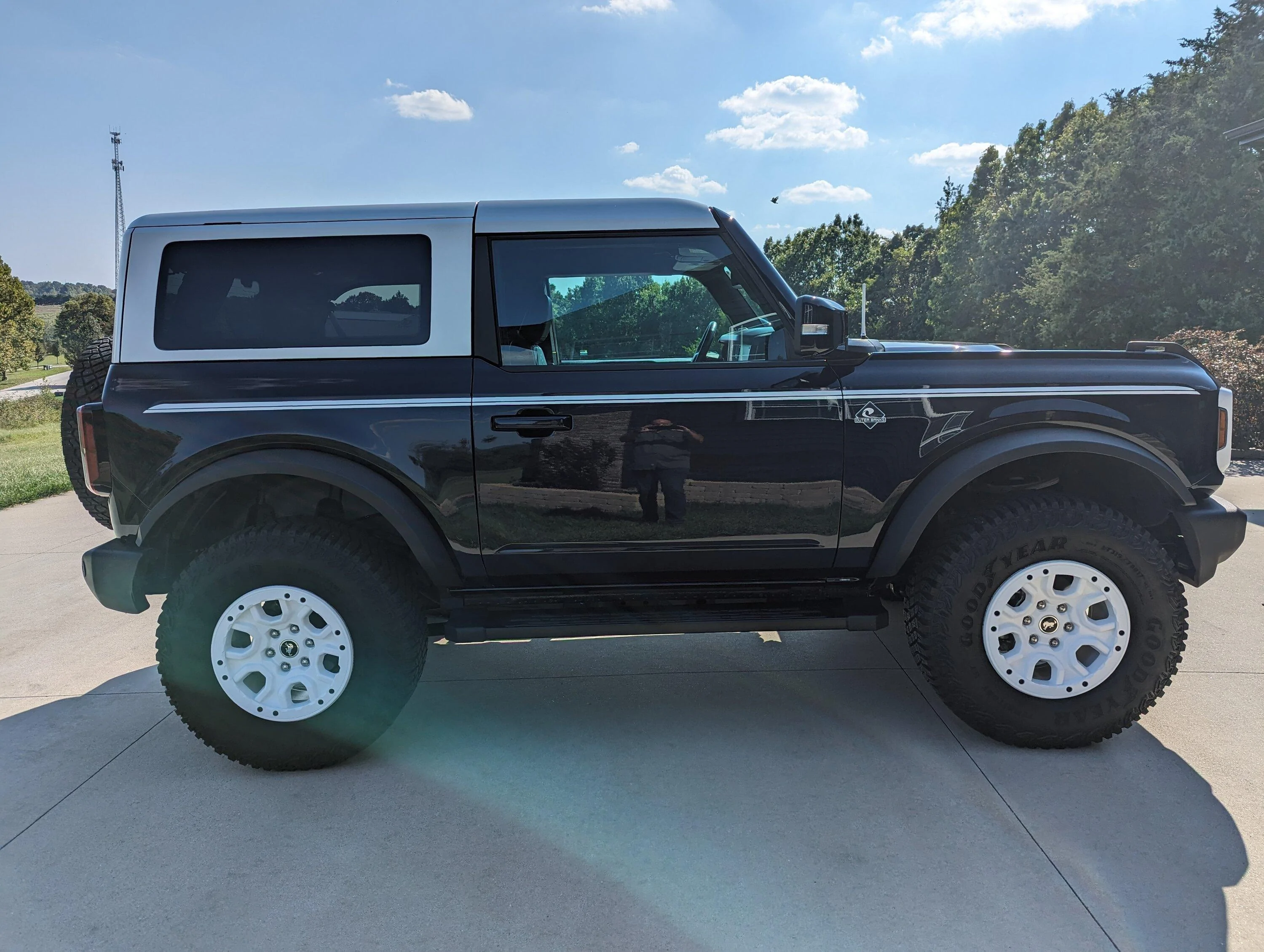 Ford Bronco Wife's Heritage Inspired Urban Assault Vehicle aka Pavement Princess PXL_20230928_201211962