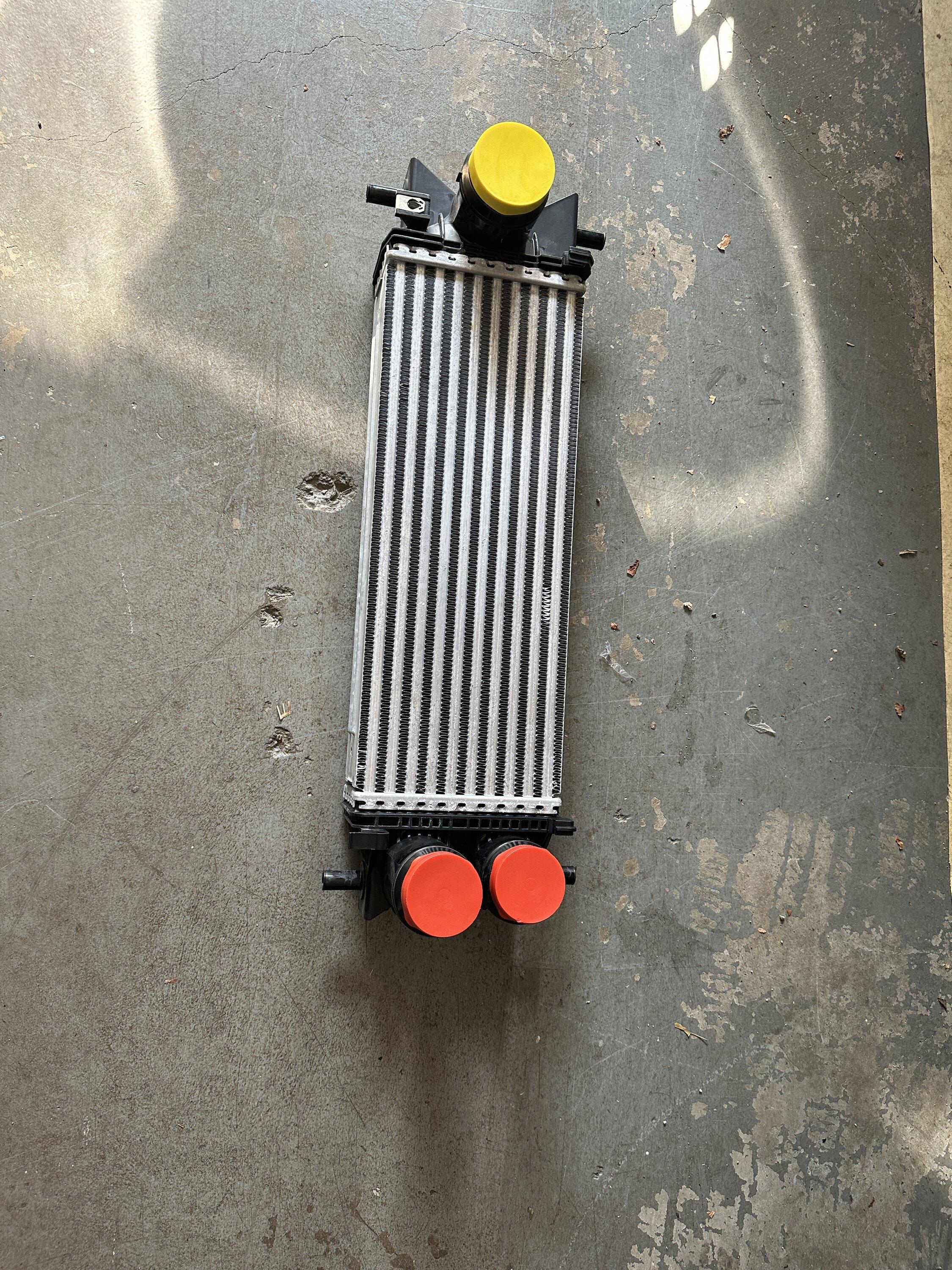 Ford Bronco 2023 Bronco Raptor intercooler IMG_5349