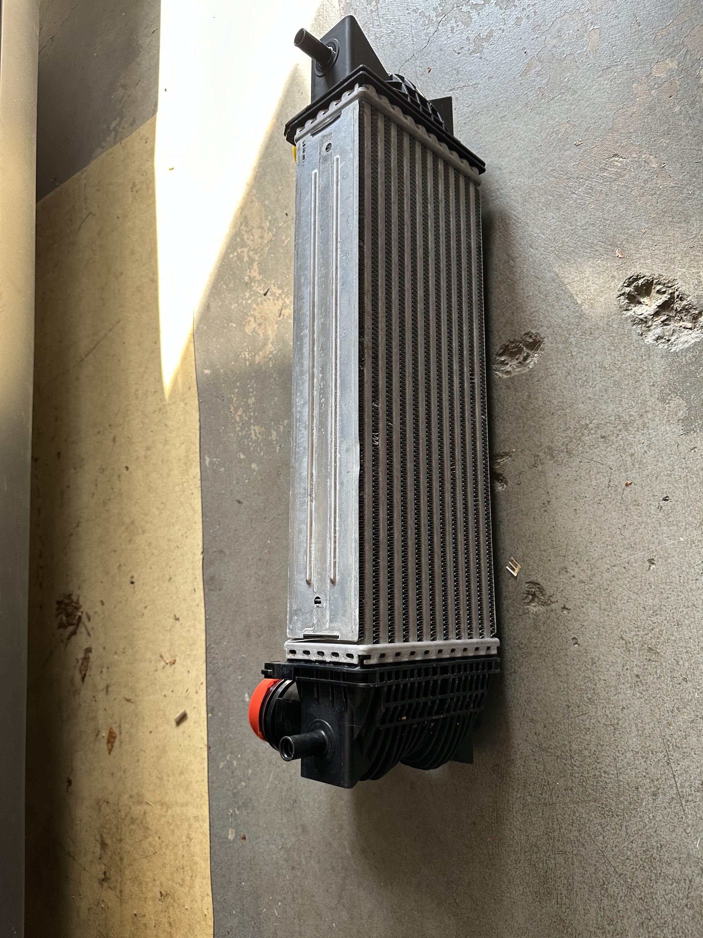 Ford Bronco 2023 Bronco Raptor intercooler IMG_5350