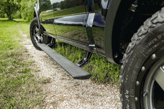 Ford Bronco AMP Research Electric Running Boards | GUIDE powerstep-