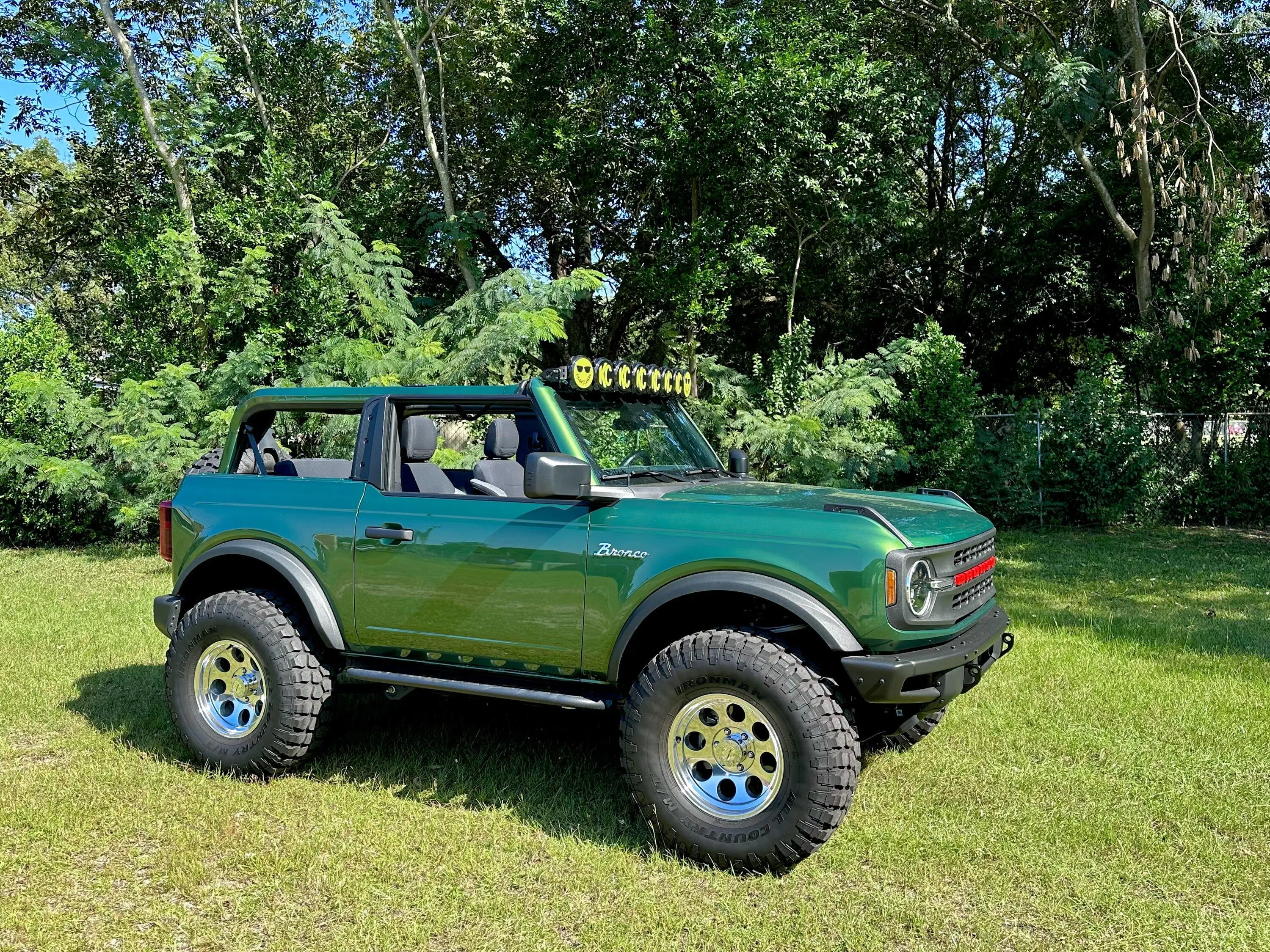Ford Bronco Retro themed 2Door Eruption Green basequatch progress IMG_5569