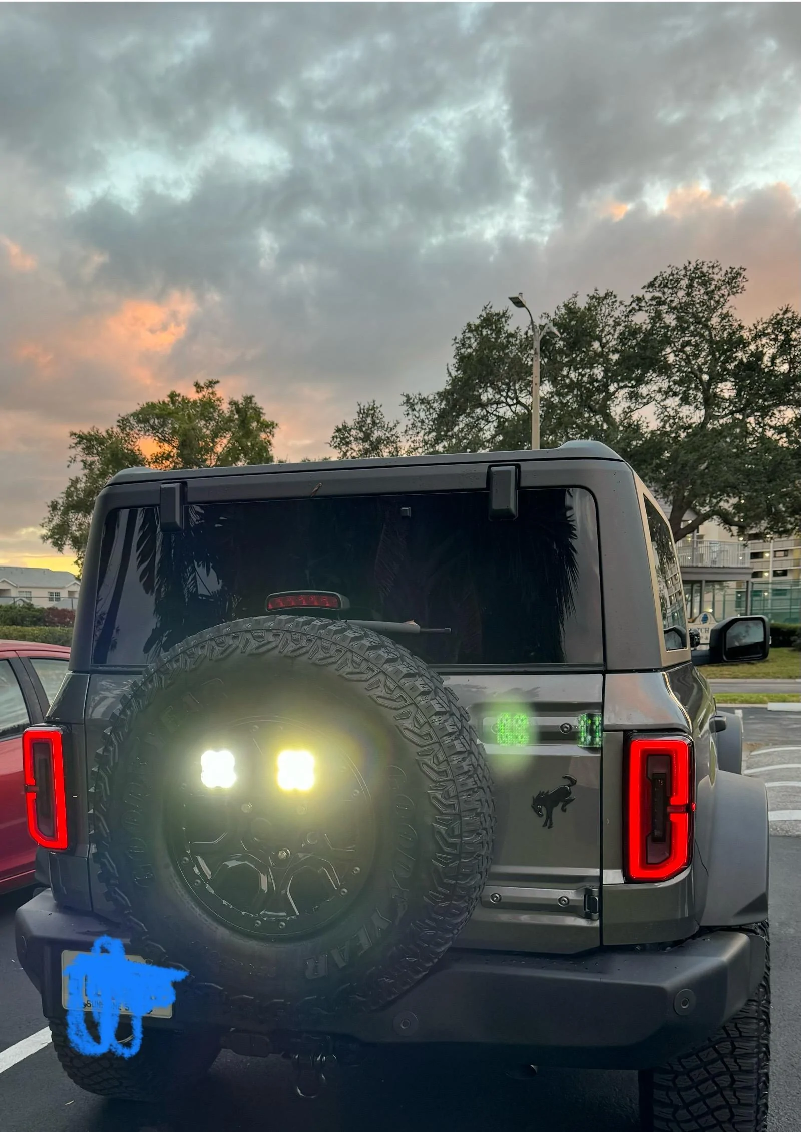 Ford Bronco Added some lights  ! Diode Dynamics IMG_0052
