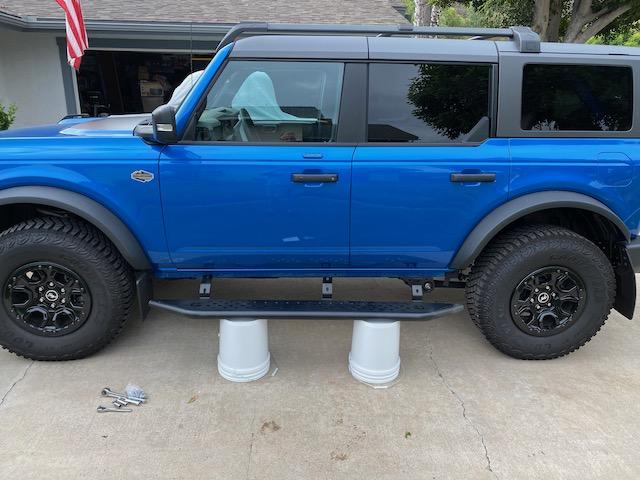 Ford Bronco Installed Goat Fabrication Sliders - Easy! IMG_4559