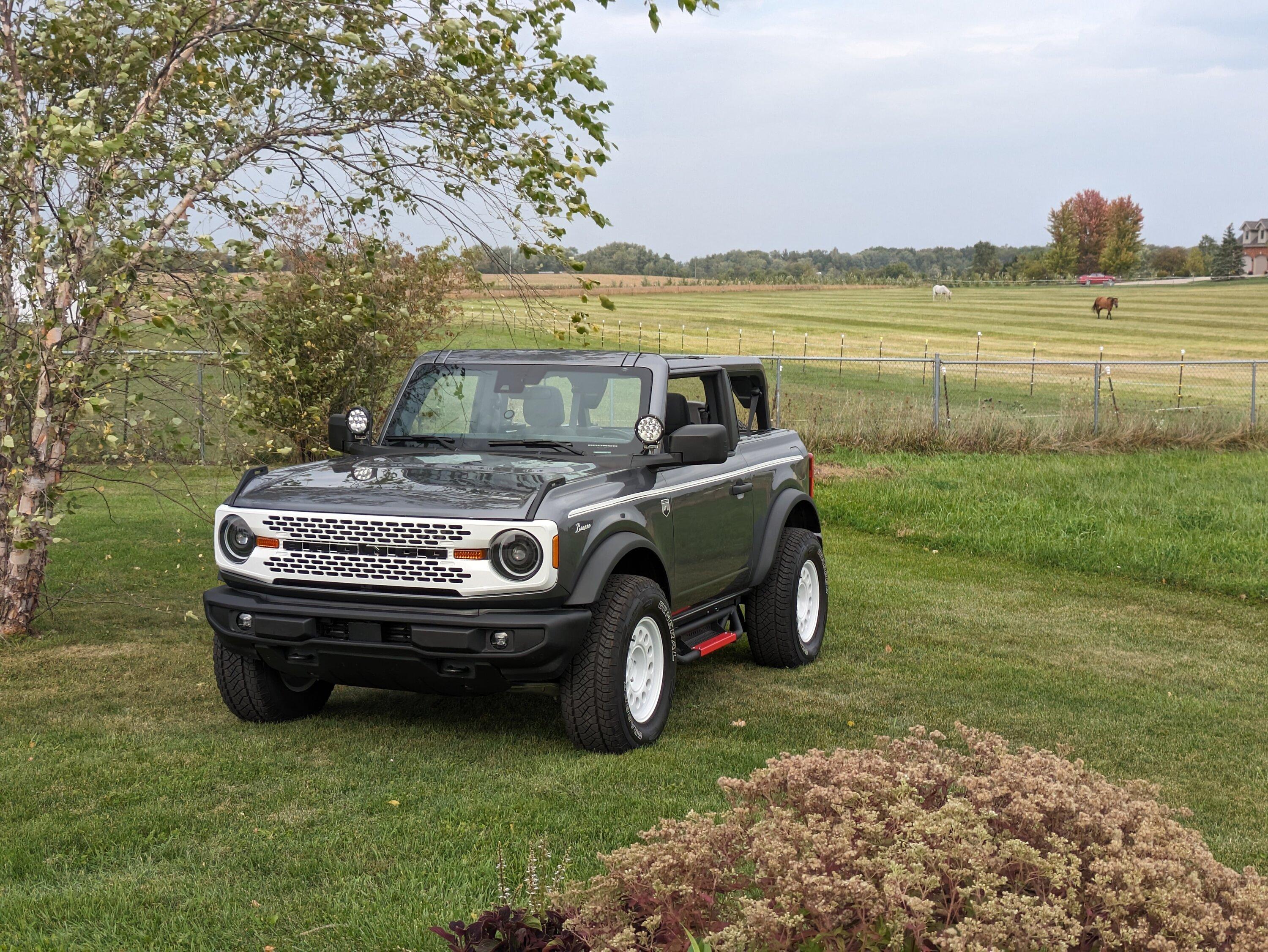 Ford Bronco Added the Oracle Headlights today PXL_20231004_195244614.MP