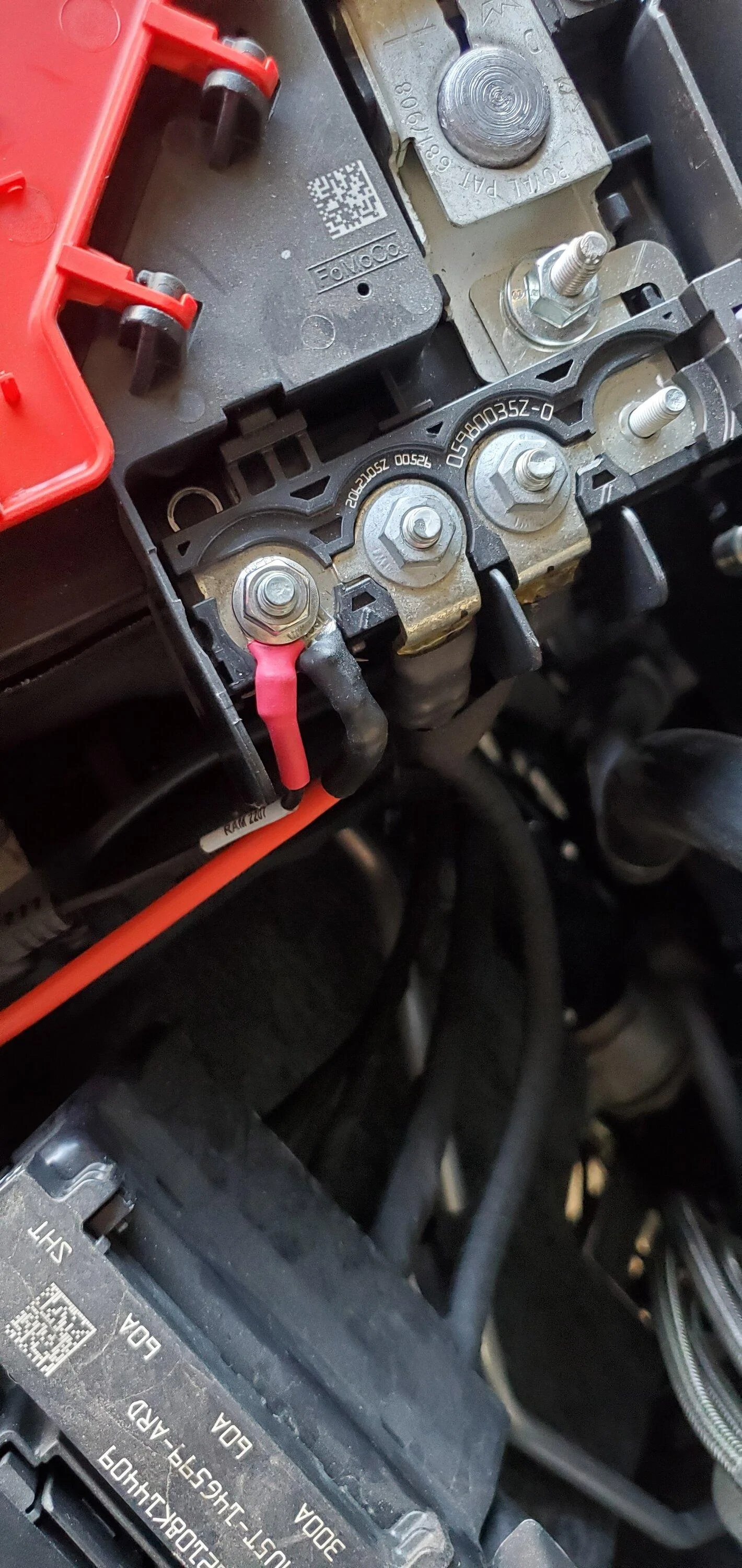 Ford Bronco Battery Maintainer/Tender and Battery Management System. 20231004_171329