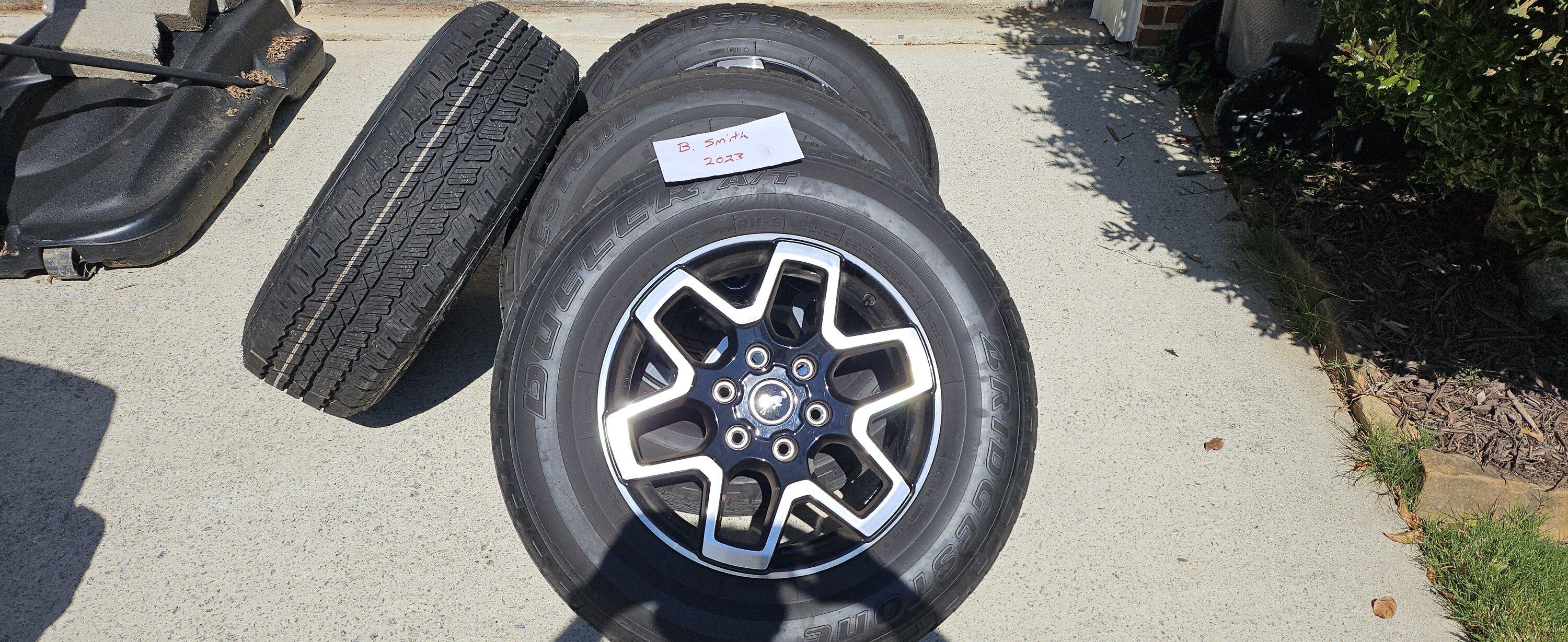 Ford Bronco OBX Wheels and Tires with TPMS 20230930_114853
