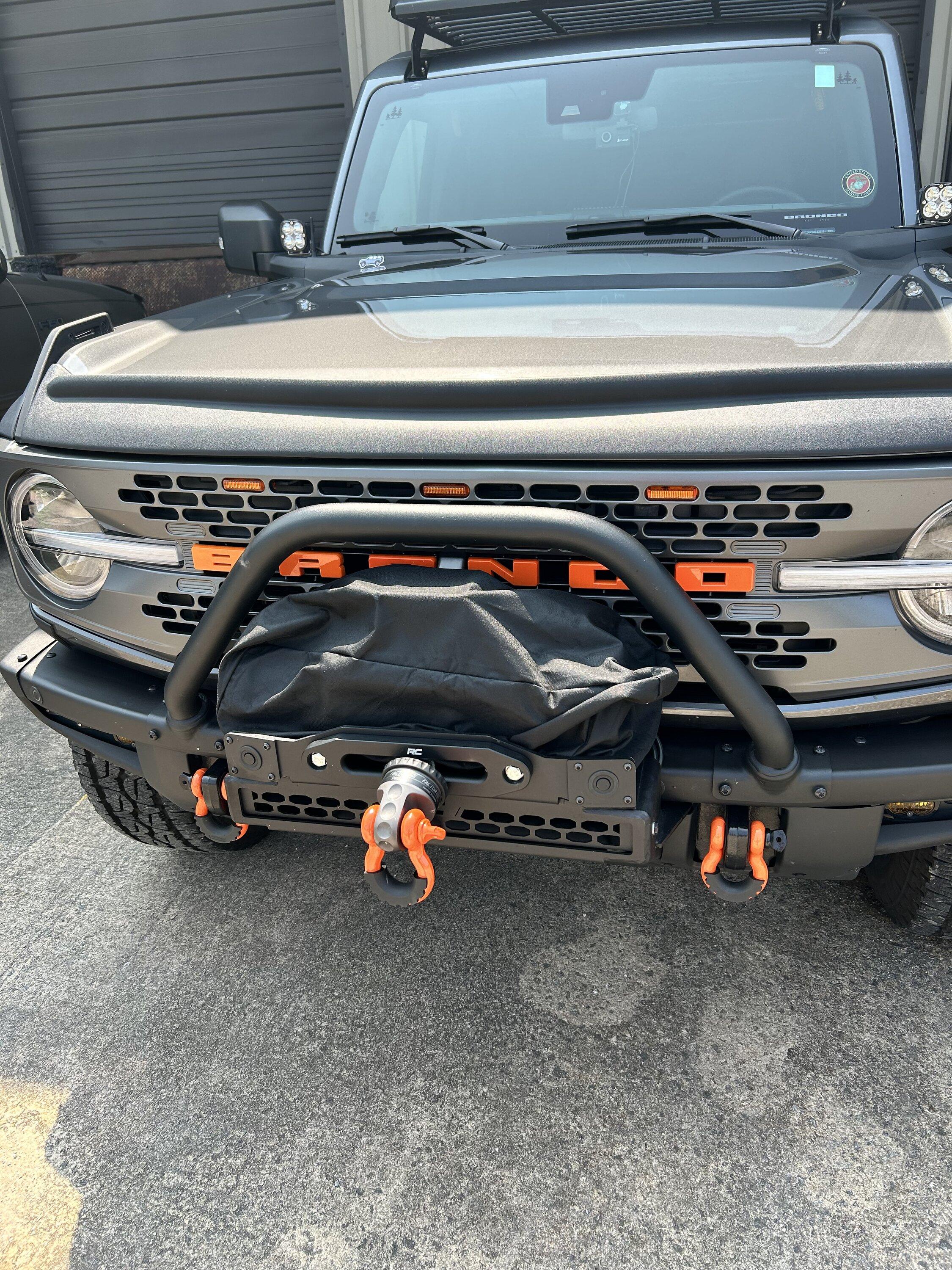 Ford Bronco Rough Country Winch Mount For Capable Bumper IMG-6983 (1)