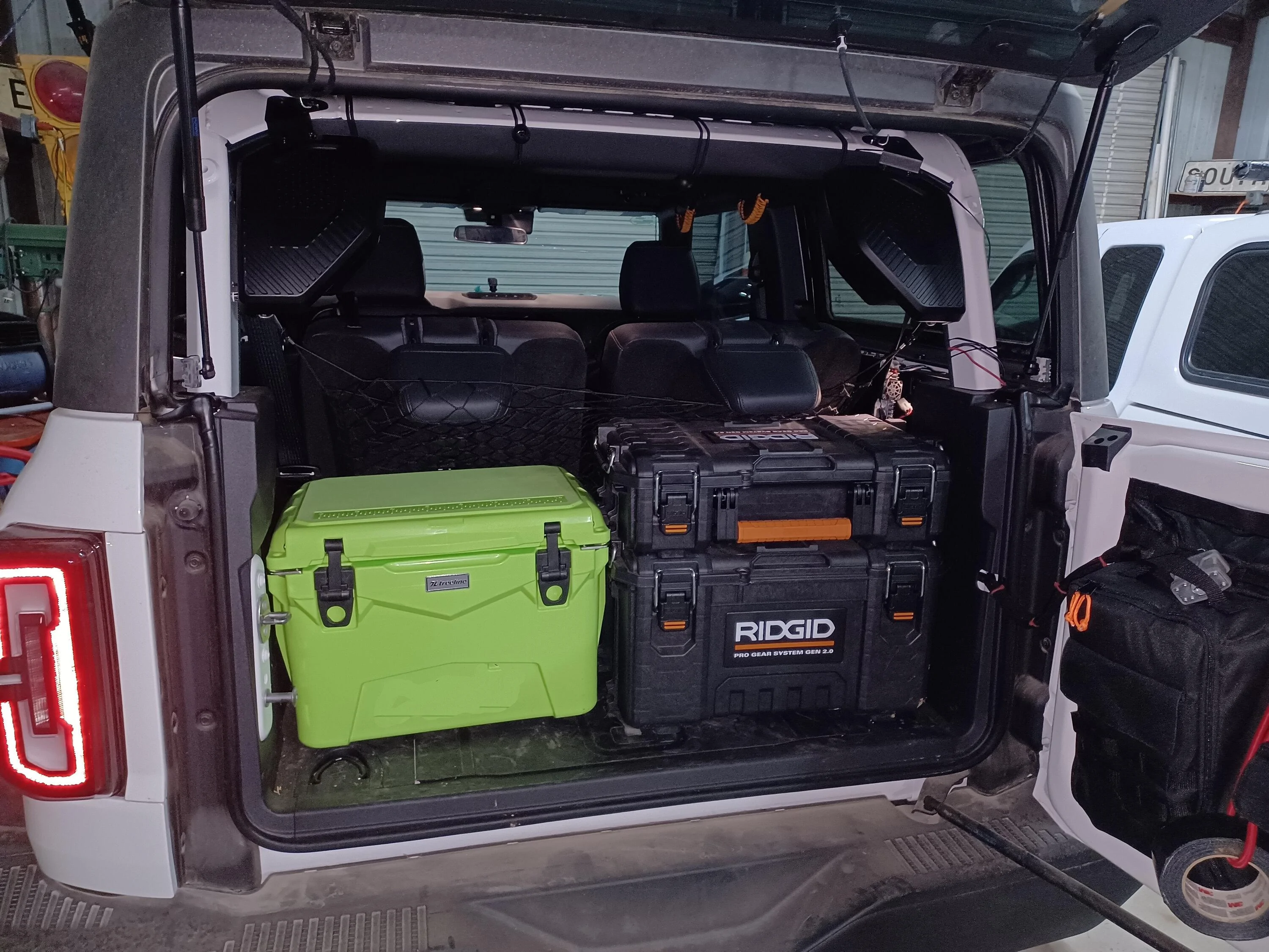 Ford Bronco 2D Owners - Lemme see your molle / storage setup! bronco_cargo