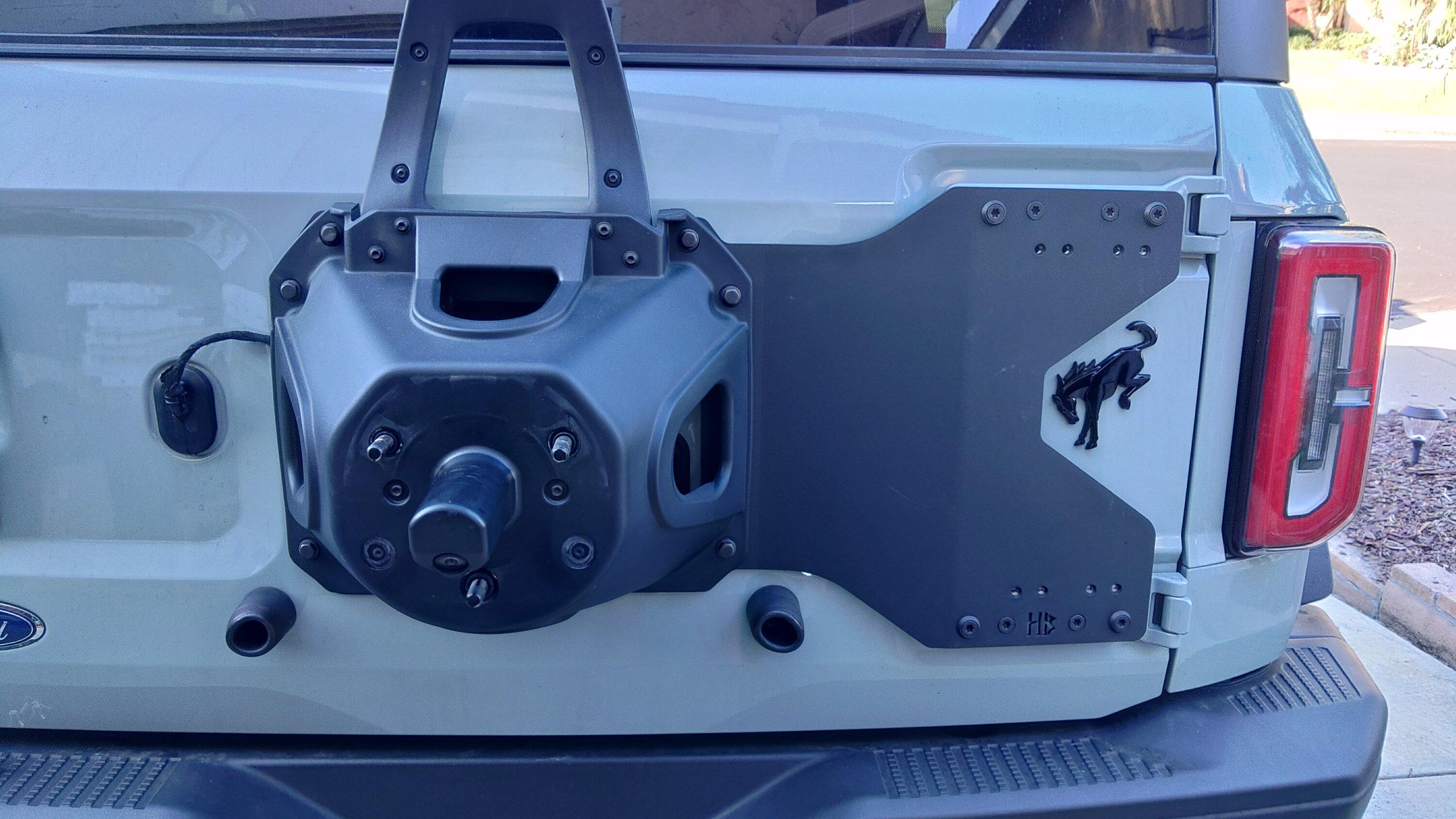 Ford Bronco Raptor Tailgate Hinges installed with Hammerbilt Bracket KIMG0742.JPG
