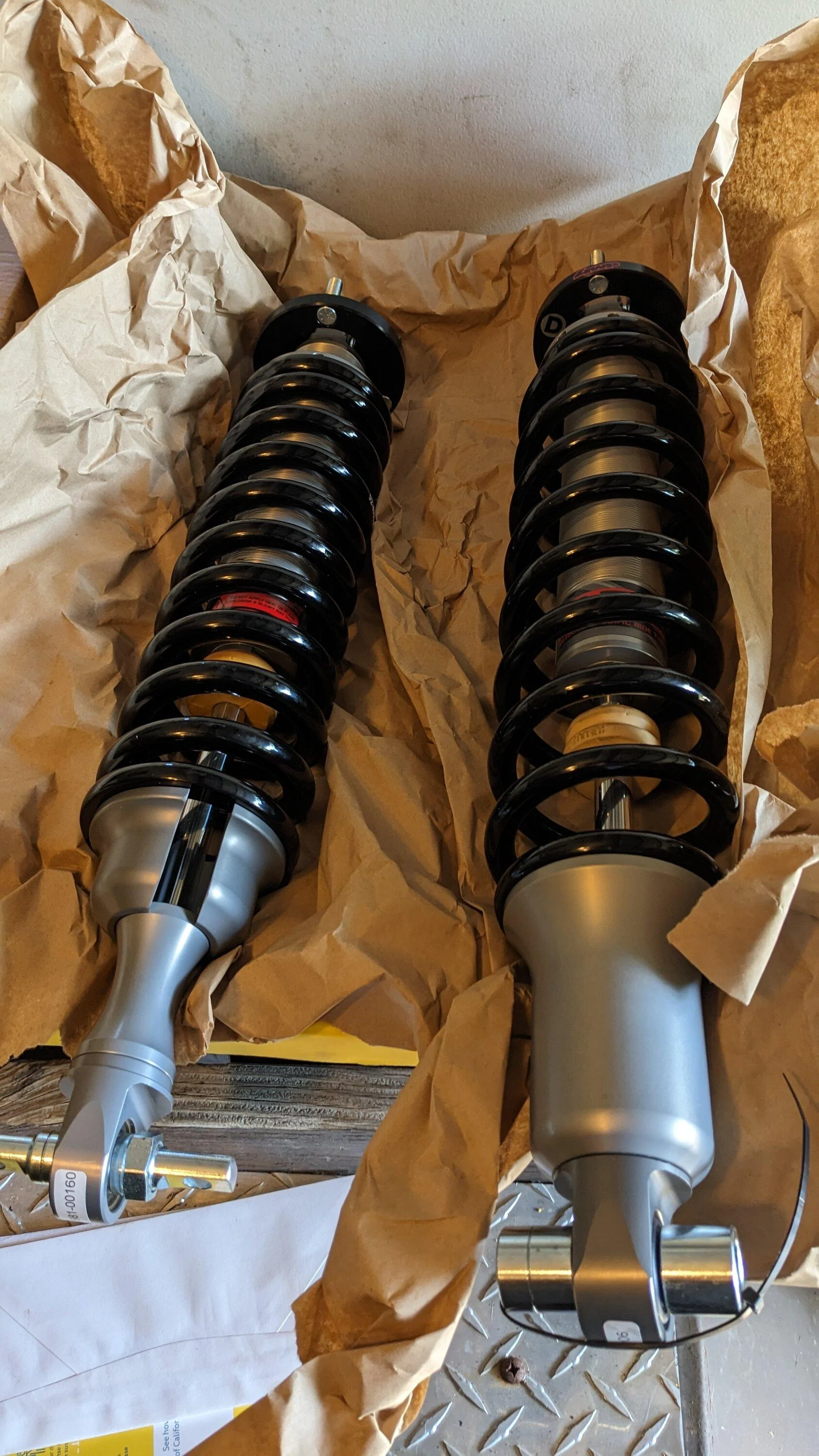 Ford Bronco Some stock suspension calculations and measurements PXL_20231008_165102945