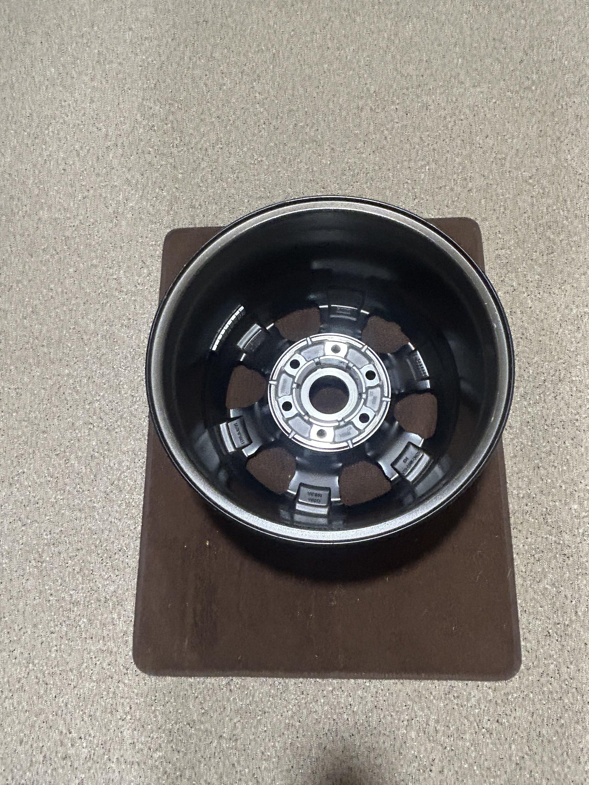 Ford Bronco Badlands Optional Bead lock wheel picture IMG_5924