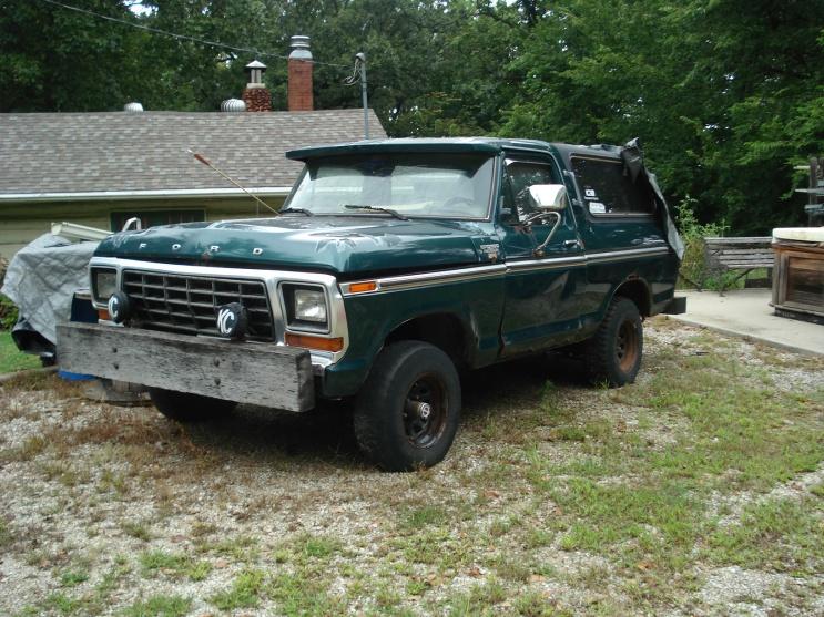 Ford Bronco ERUPTION GREEN Bronco Club DSC00696