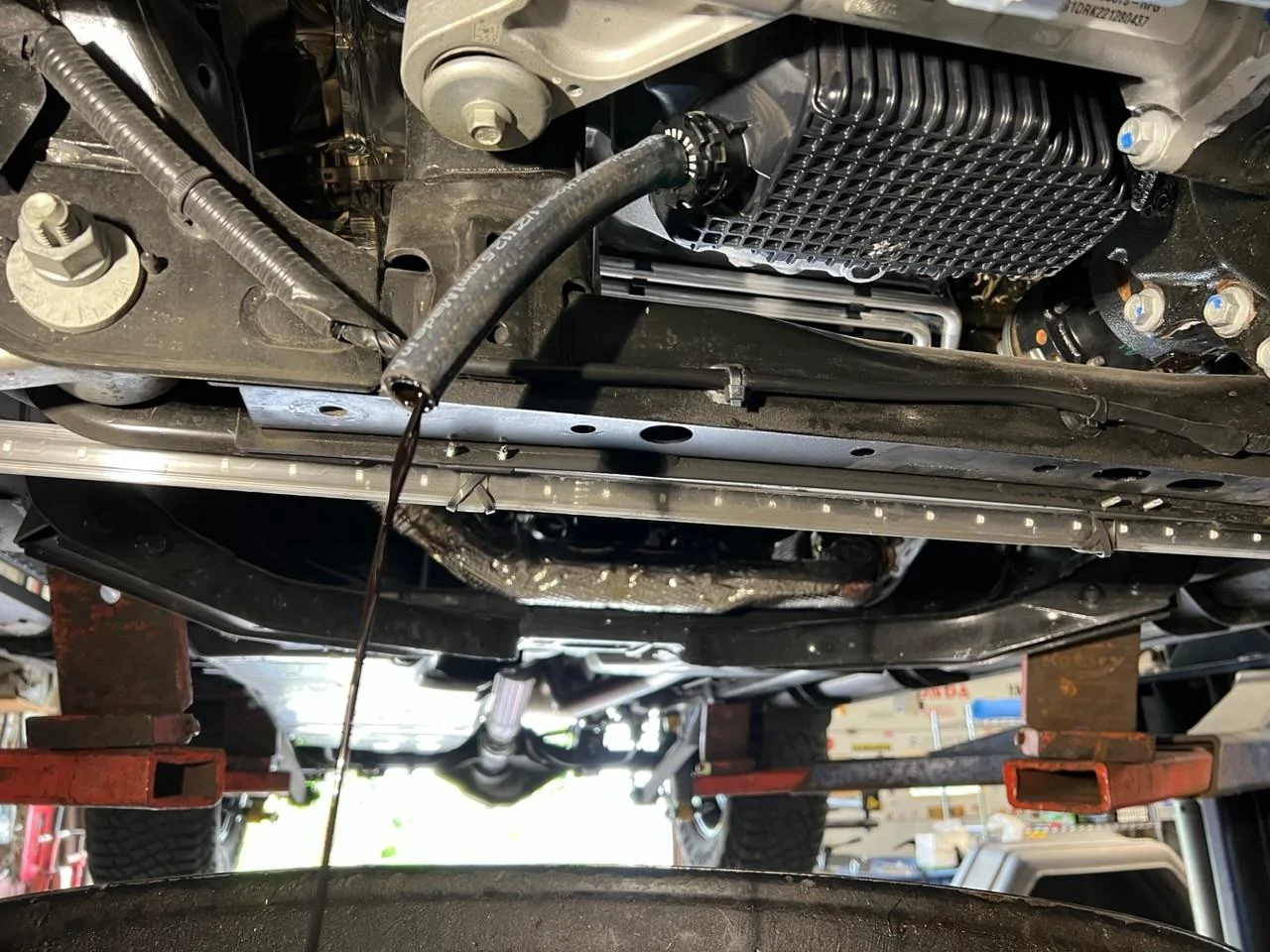 Ford Bronco Oil drain plug replacement IMG_4221