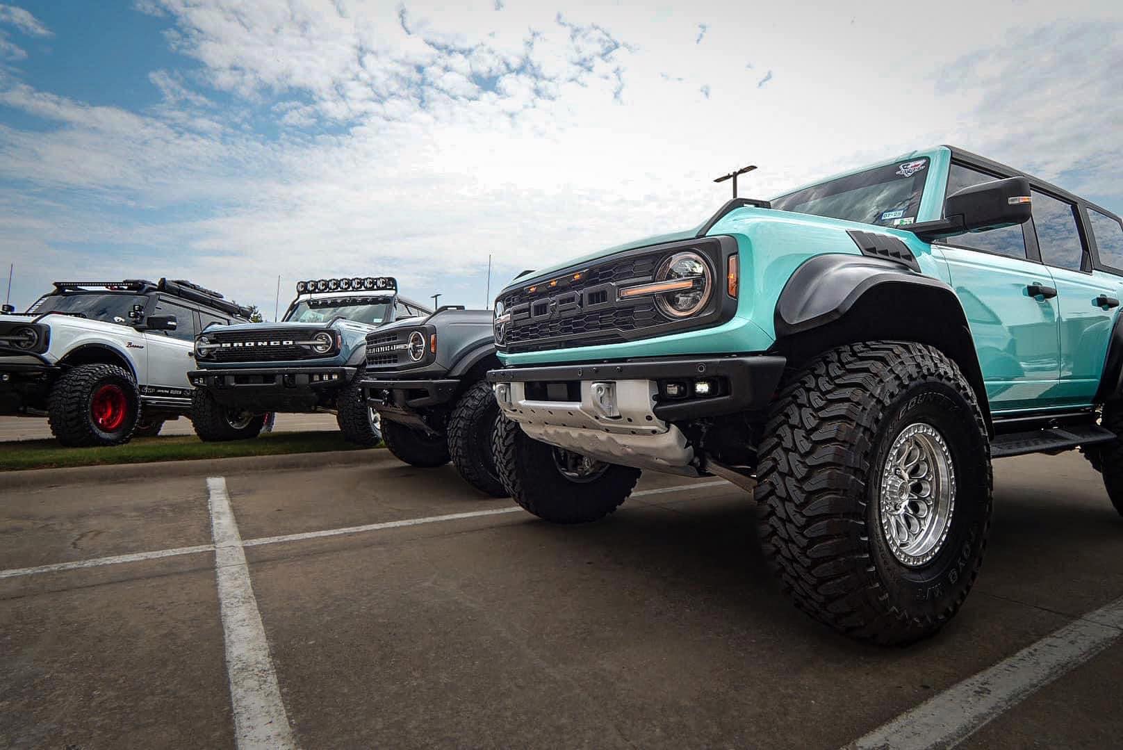 Ford Bronco BRONCO RAPTOR ON 40's 368255808_10168327248870161_6820561849683943325_n