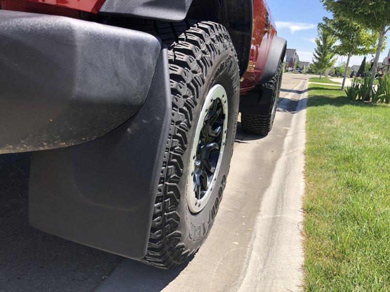 Ford Bronco Weathertech no drill mud flaps QDyuKZe