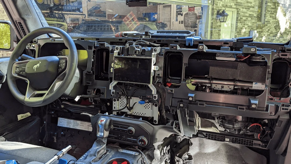 Ford Bronco Added front + side cameras using NAViKS 1697092267311
