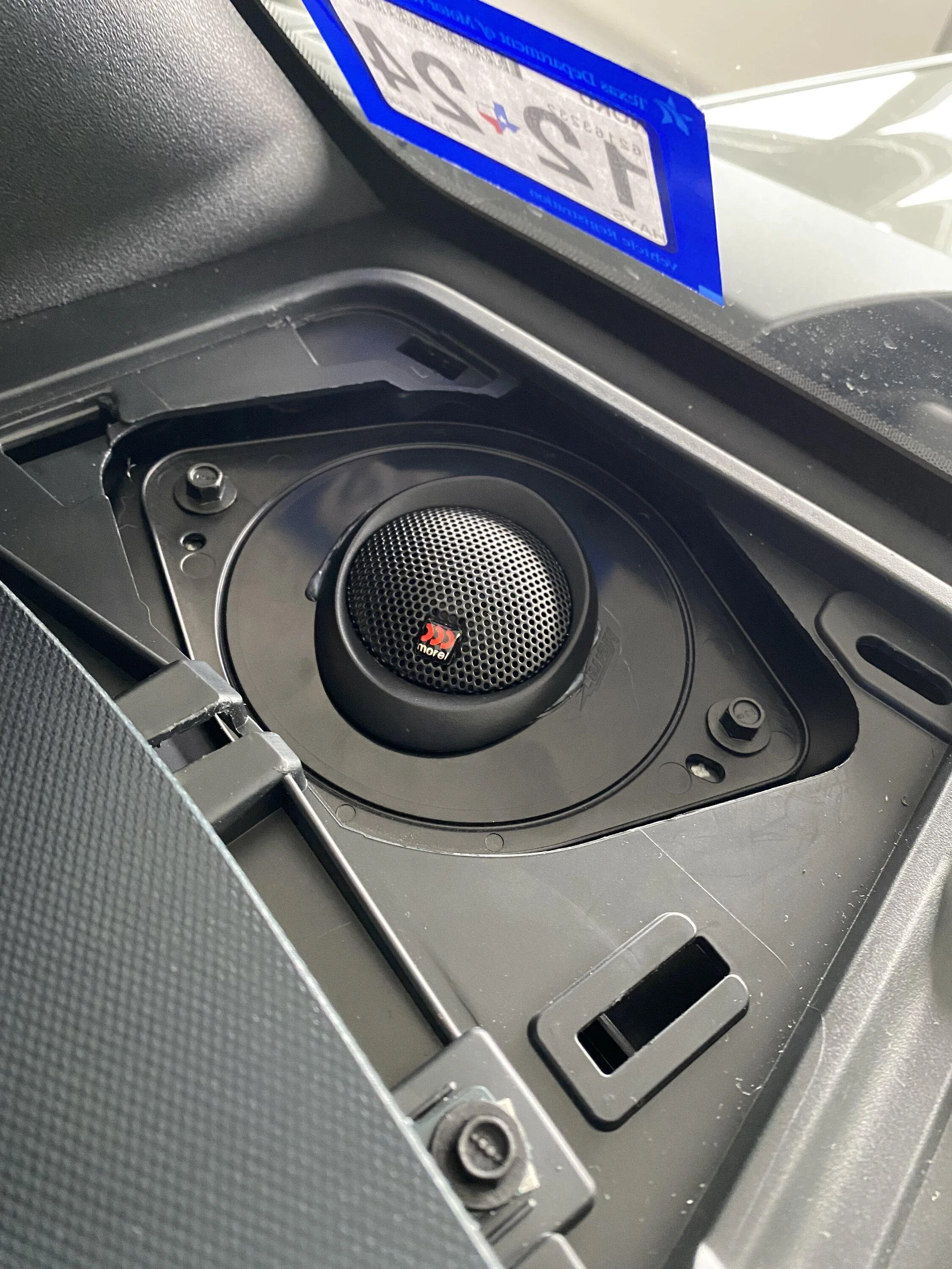 Ford Bronco Component speakers are worth the extra effort IMG_6687