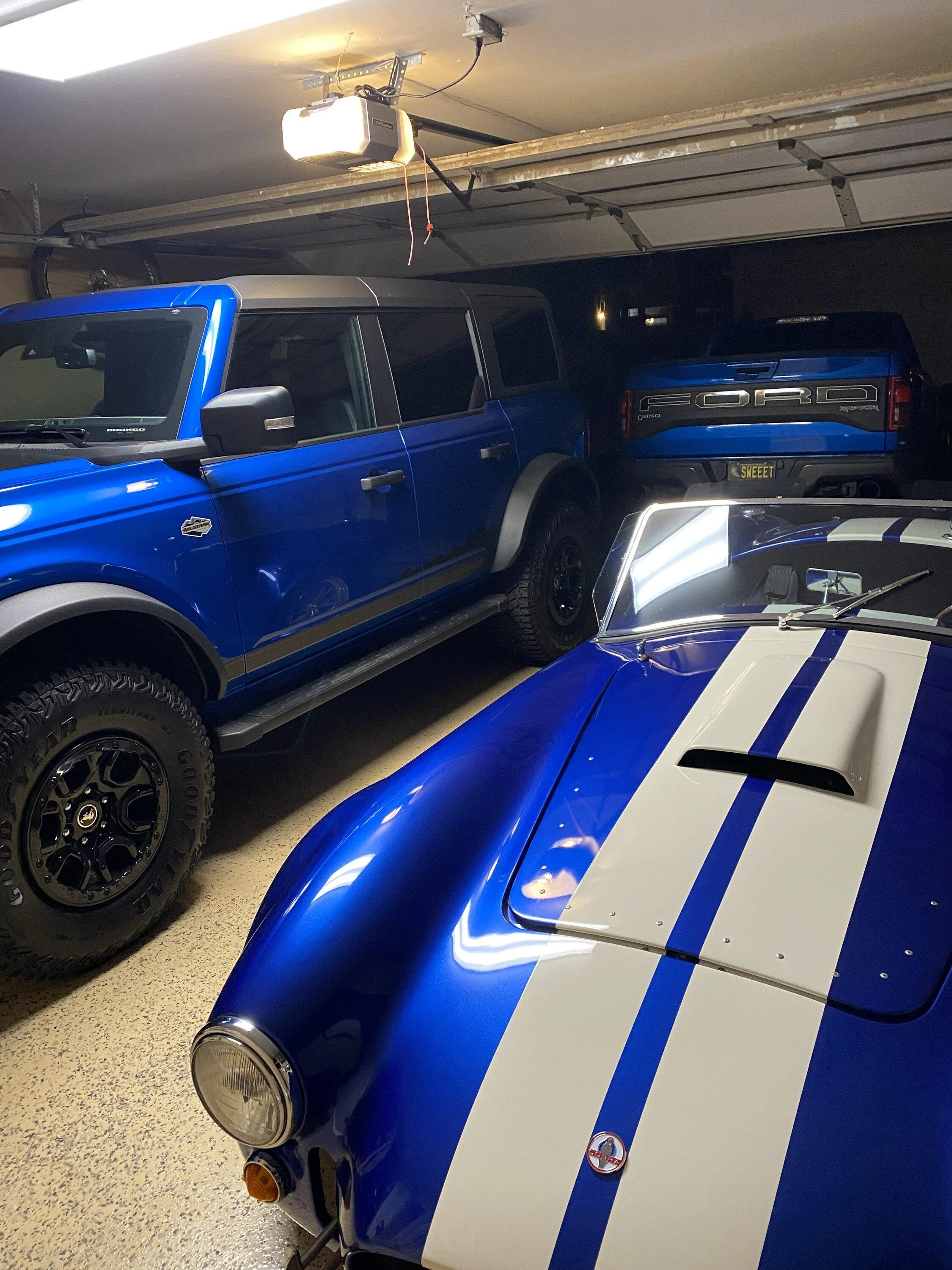 Ford Bronco HERITAGE EDITION Bronco Club IMG_3148