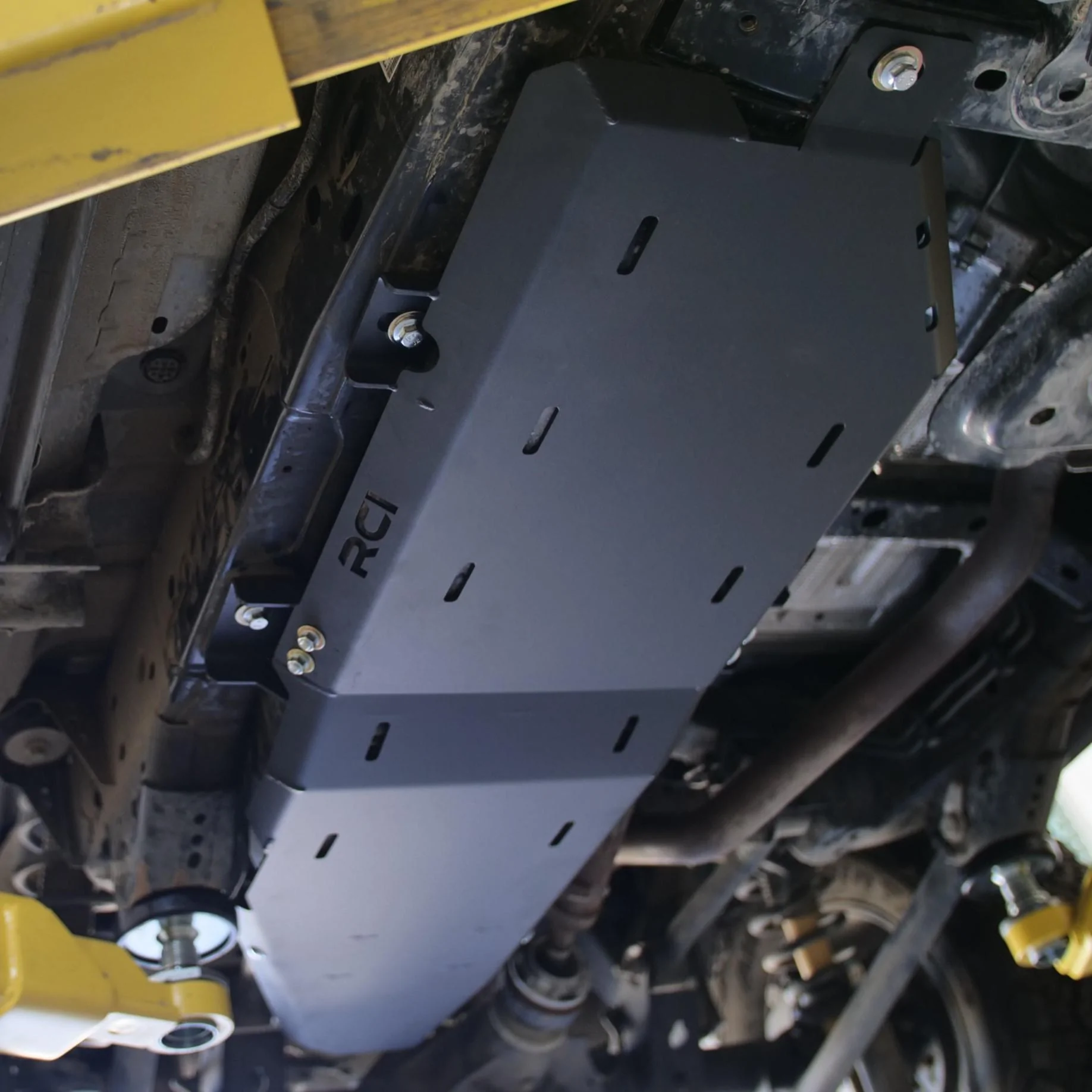 Ford Bronco RCI | 2DR FUEL TANK SKID PLATE NOW AVAILABLE 21+ Bronco 2DR Fuel Tank Steel (4)