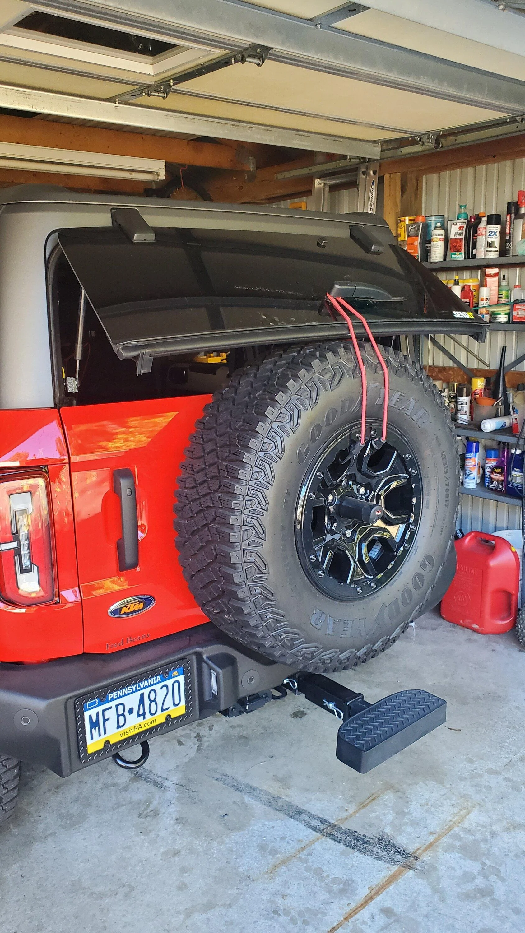 Ford Bronco Rear window support 20231013_122727