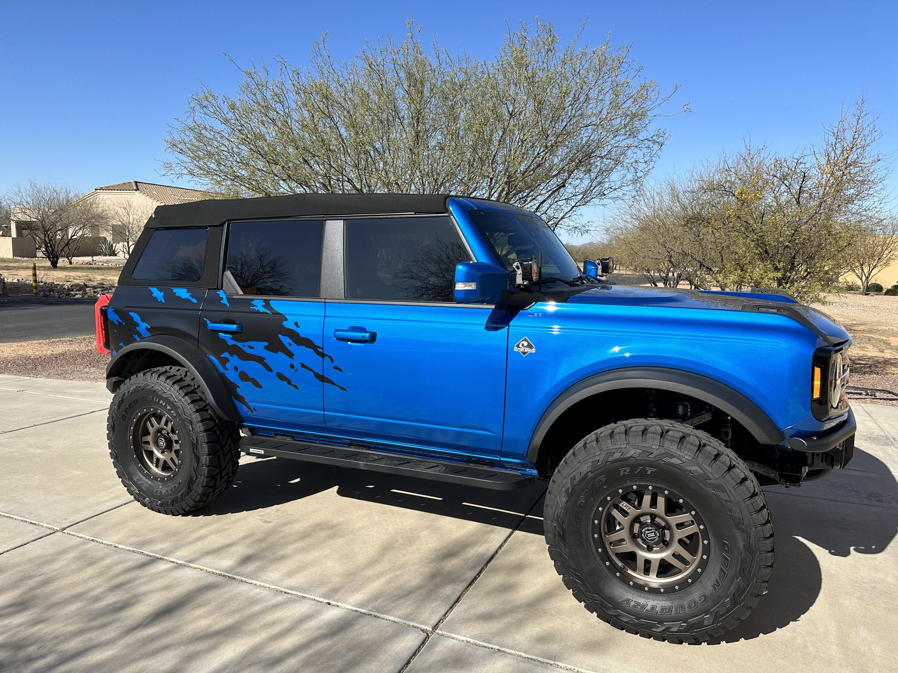 Ford Bronco Show me your Bronco - Graphics / Decals / Wrapped Edition IMG_1726