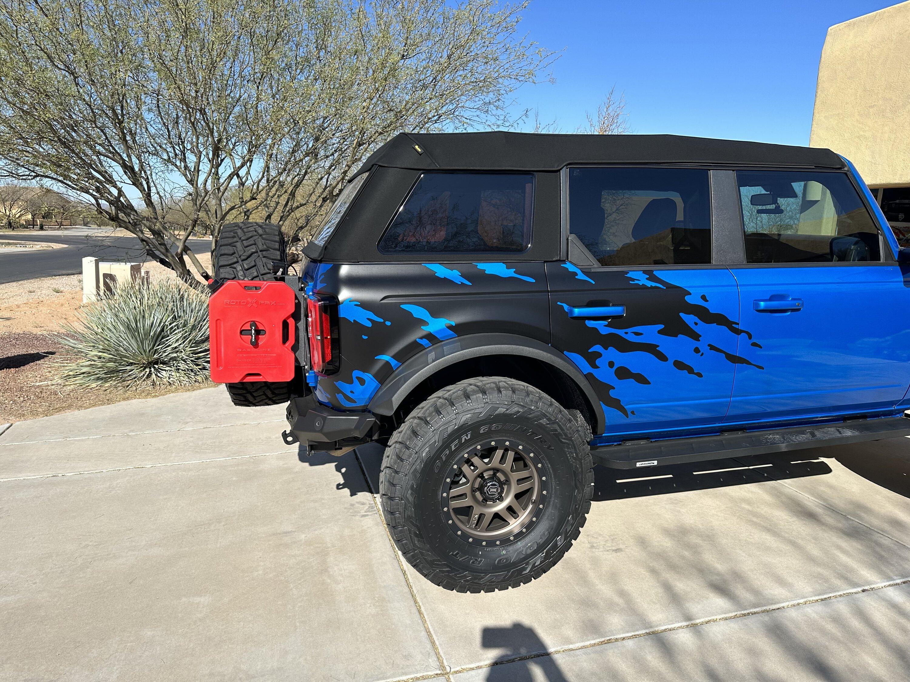 Ford Bronco Show me your Bronco - Graphics / Decals / Wrapped Edition IMG_1727
