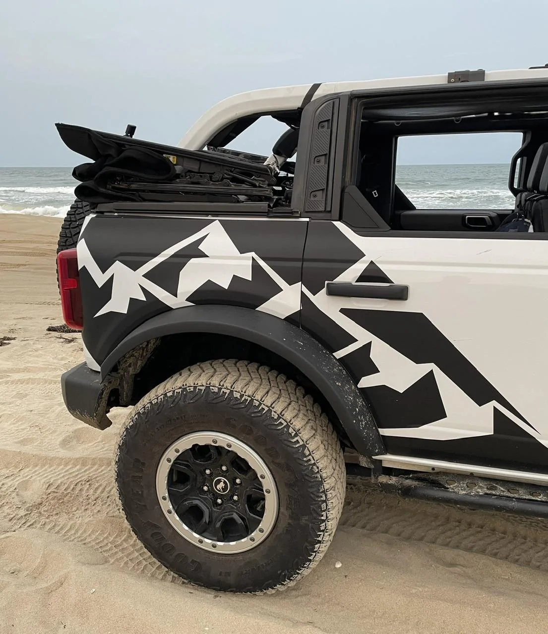 Ford Bronco Show me your Bronco - Graphics / Decals / Wrapped Edition IMG_3085