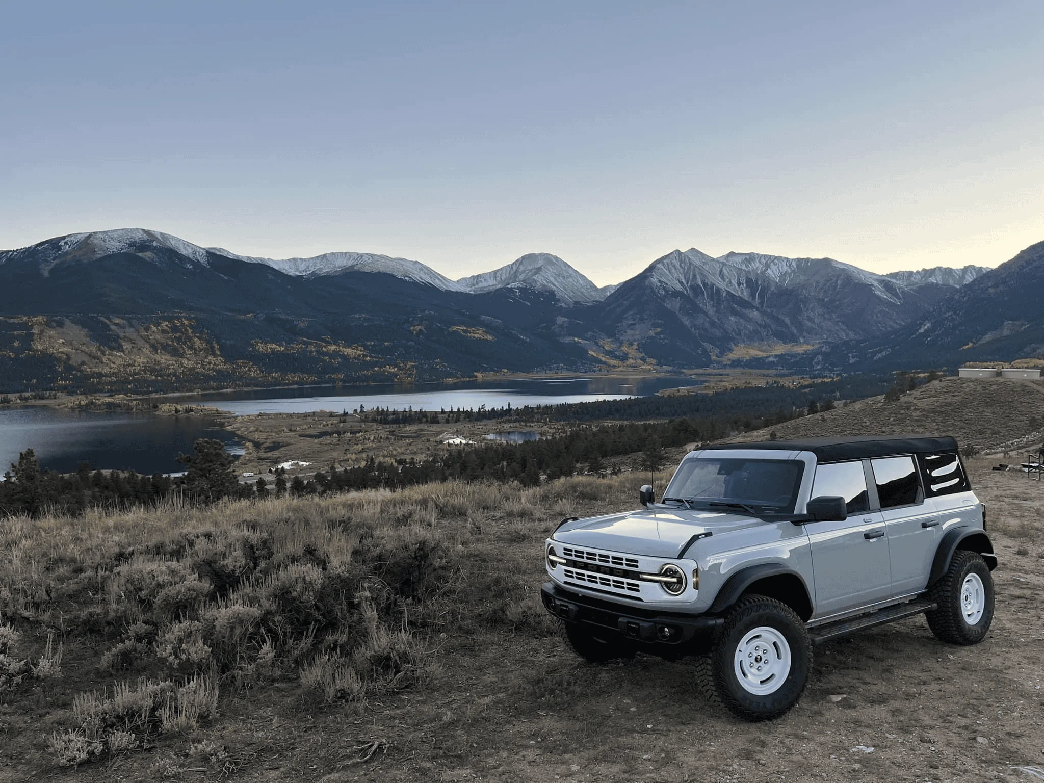 Ford Bronco HERITAGE EDITION Bronco Club 1697306476235