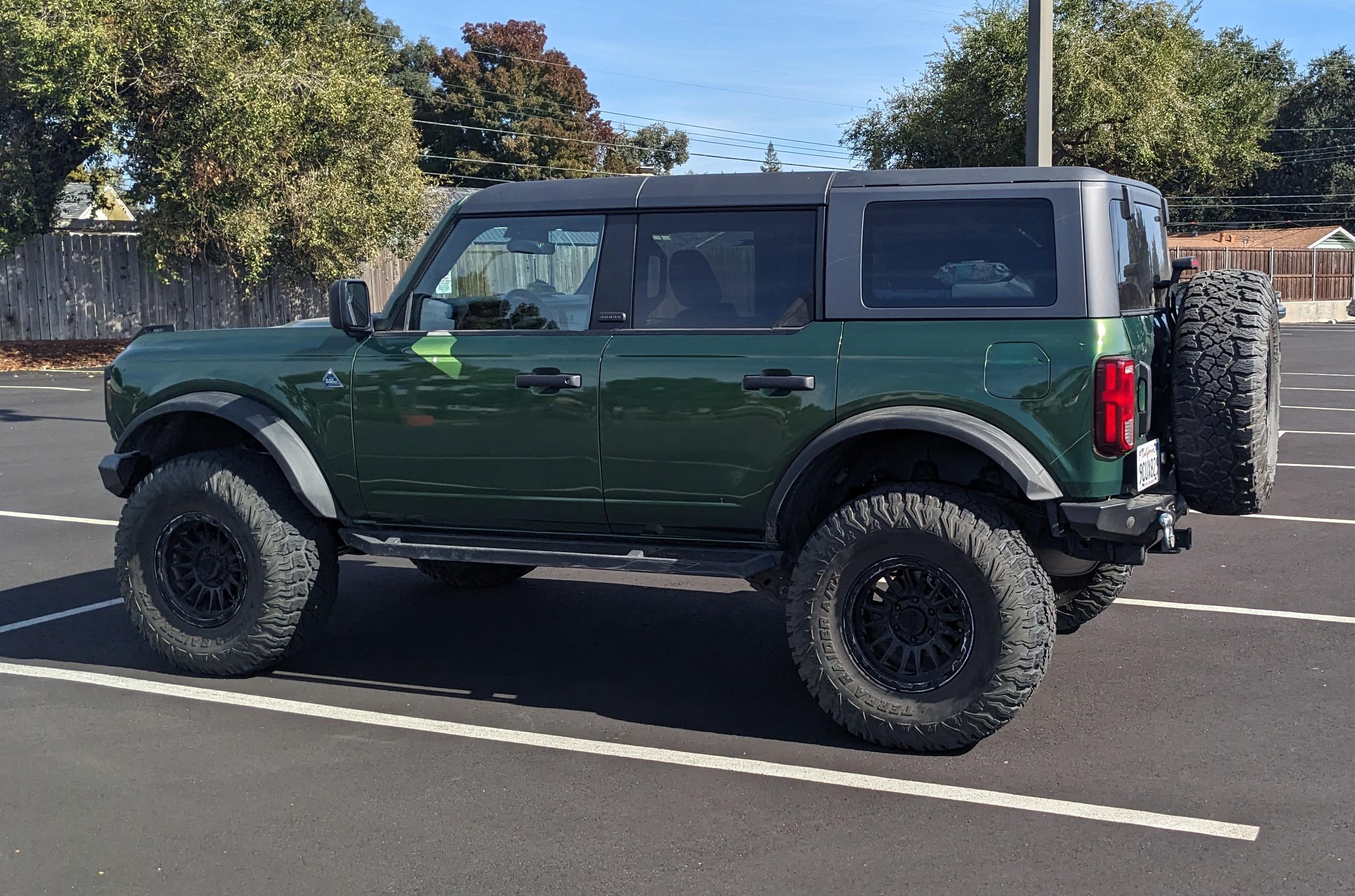 Ford Bronco Snacktime's Broken Bronco Build PXL_20231014_182808291