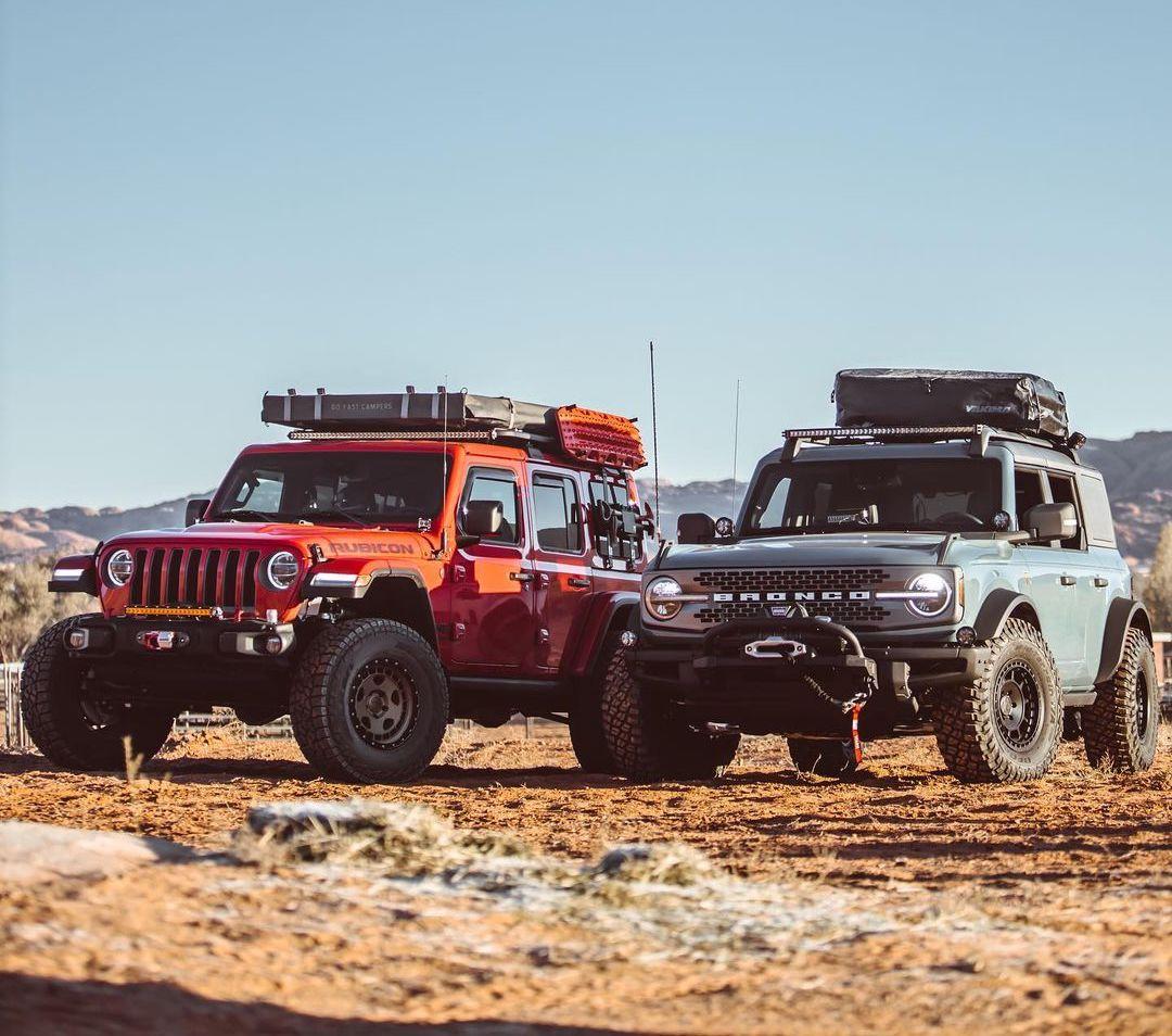 Ford Bronco Sasquatch Lift? Stuffed 35s? jeep-jl-wrangler-vs-2021-ford-bronco-