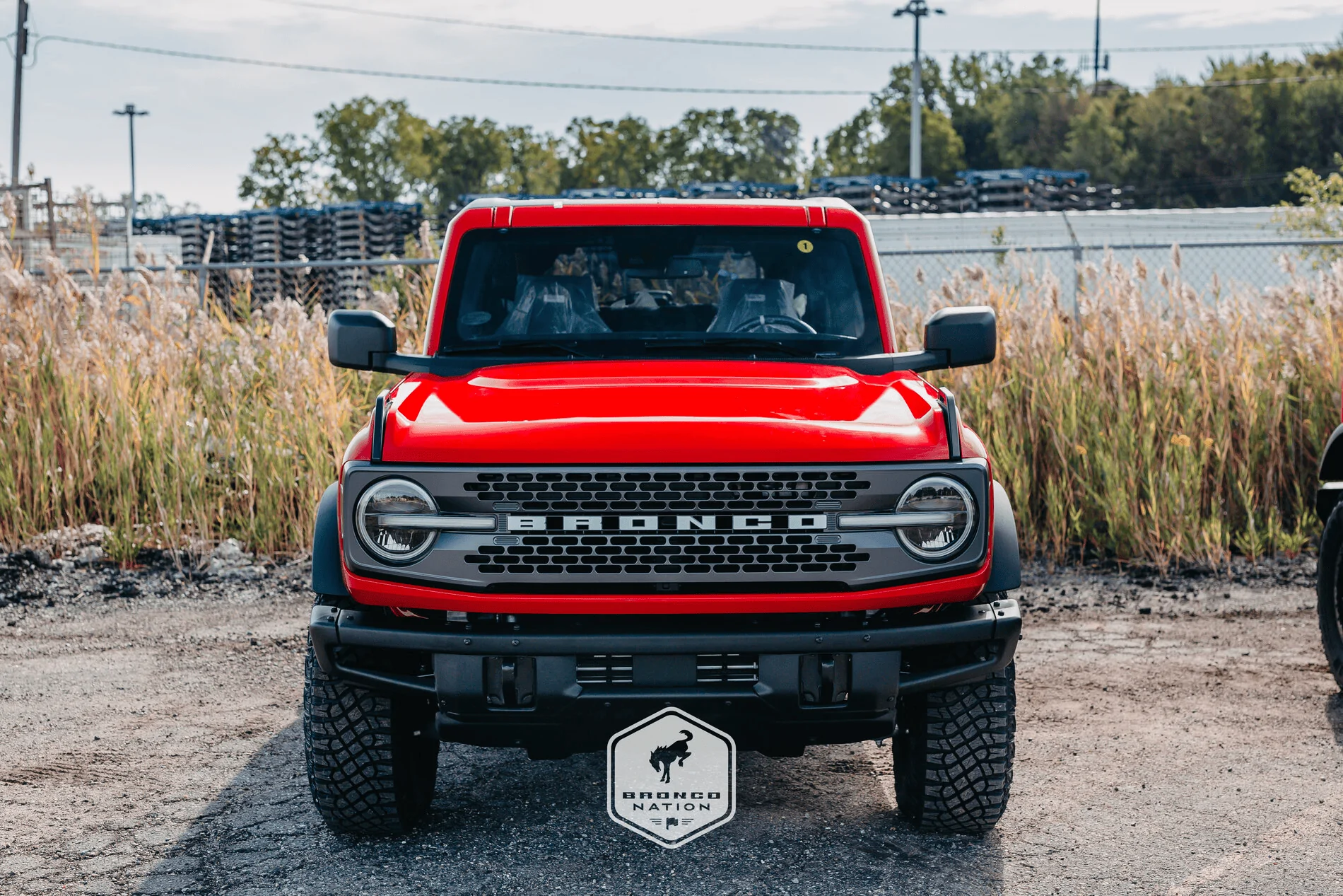 Ford Bronco Race Red thread. 1604101346924