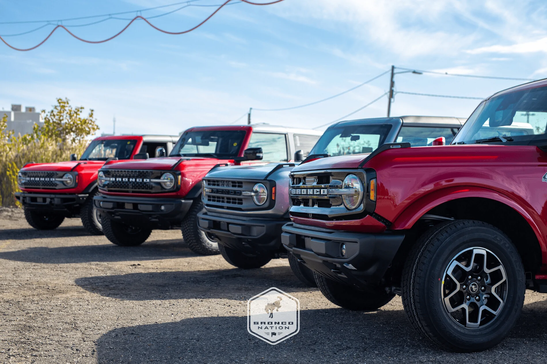 Ford Bronco Race Red thread. 1604101529963