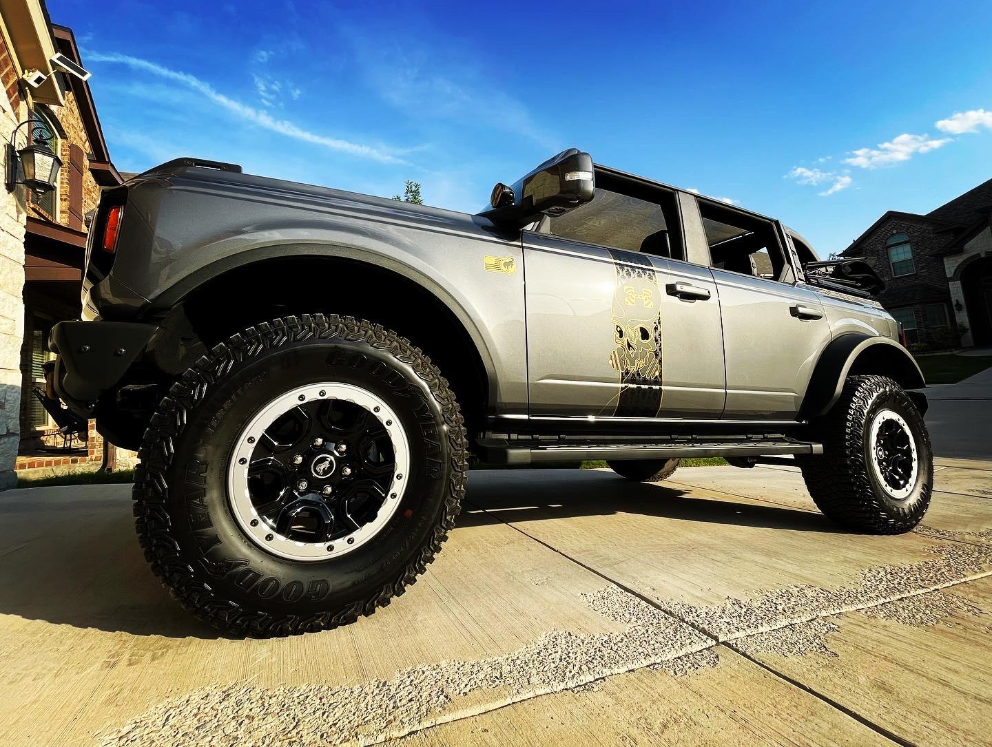 Ford Bronco Show me your Bronco - Graphics / Decals / Wrapped Edition D8DA471F-3CD8-4F05-9890-DC90DEF17755